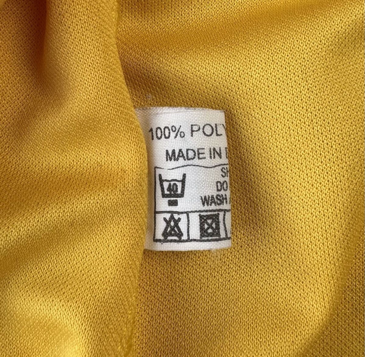 Other Boston United 2007 2009 Home Shirt Soccer Jersey Vandanel Size US L / EU 52-54 / 3 - 12 Thumbnail