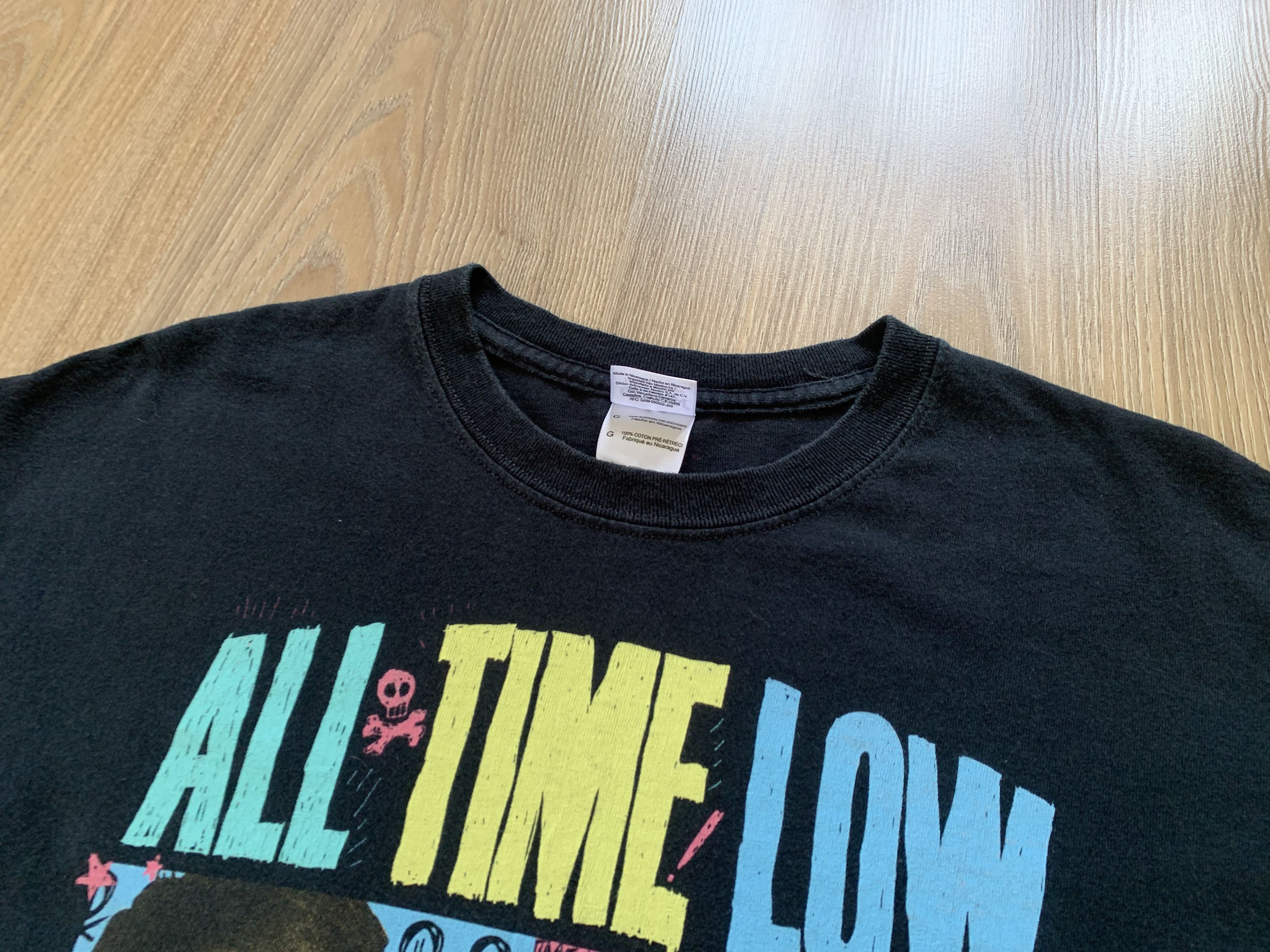 Band Tees × Gildan Gildan All Time Low Vintage T Shirt Size US M / EU 48-50 / 2 - 4 Thumbnail