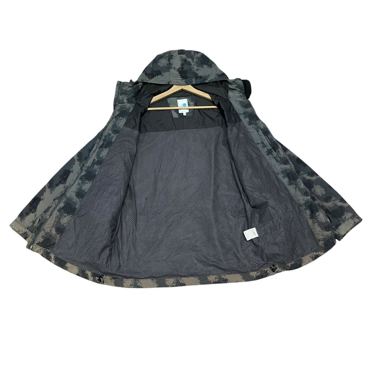 Karrimor Vtg Karrimor Camouflage Hooded Gorpcore WindbreakerJacket Size US XL / EU 56 / 4 - 22 Thumbnail