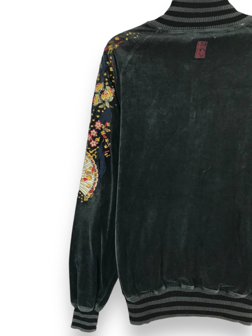 Japanese Brand × Other Jaamine flower sukajan Size US L / EU 52-54 / 3 - 7 Thumbnail