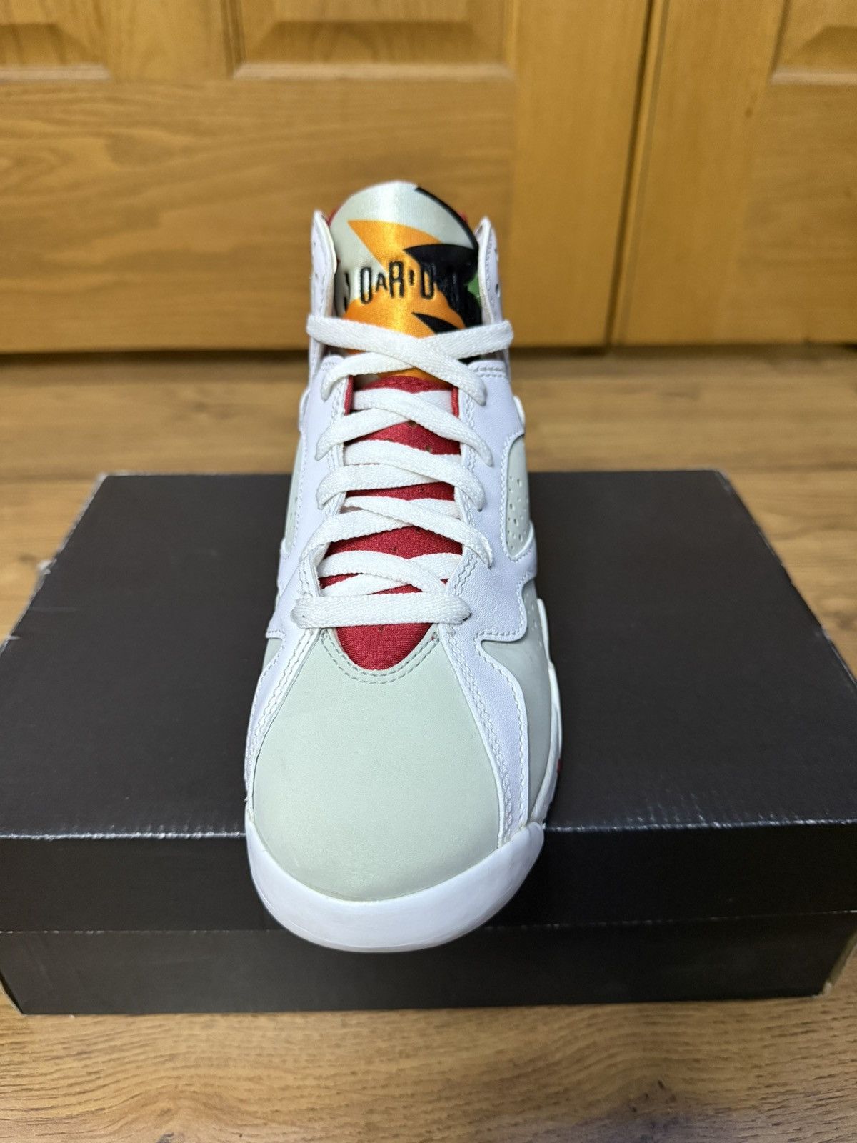 Jordan Brand Air Jordan 7 “Hare” Size 5.5y Size US 5.5 / EU 38 - 4 Thumbnail
