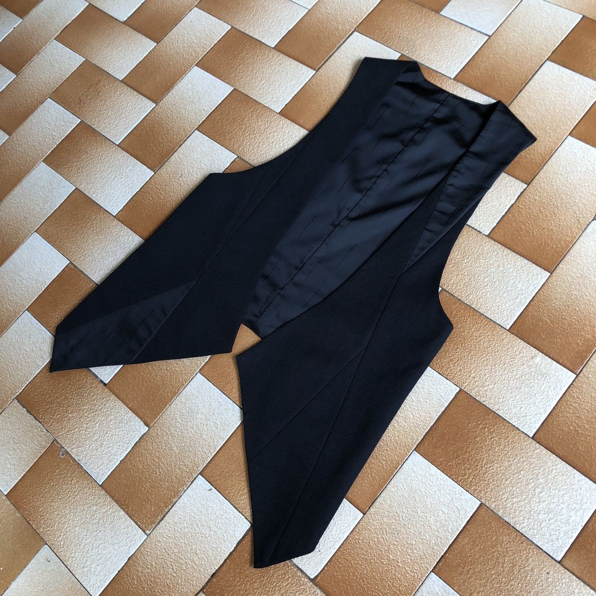 BLACKBARRET by neil barret vests