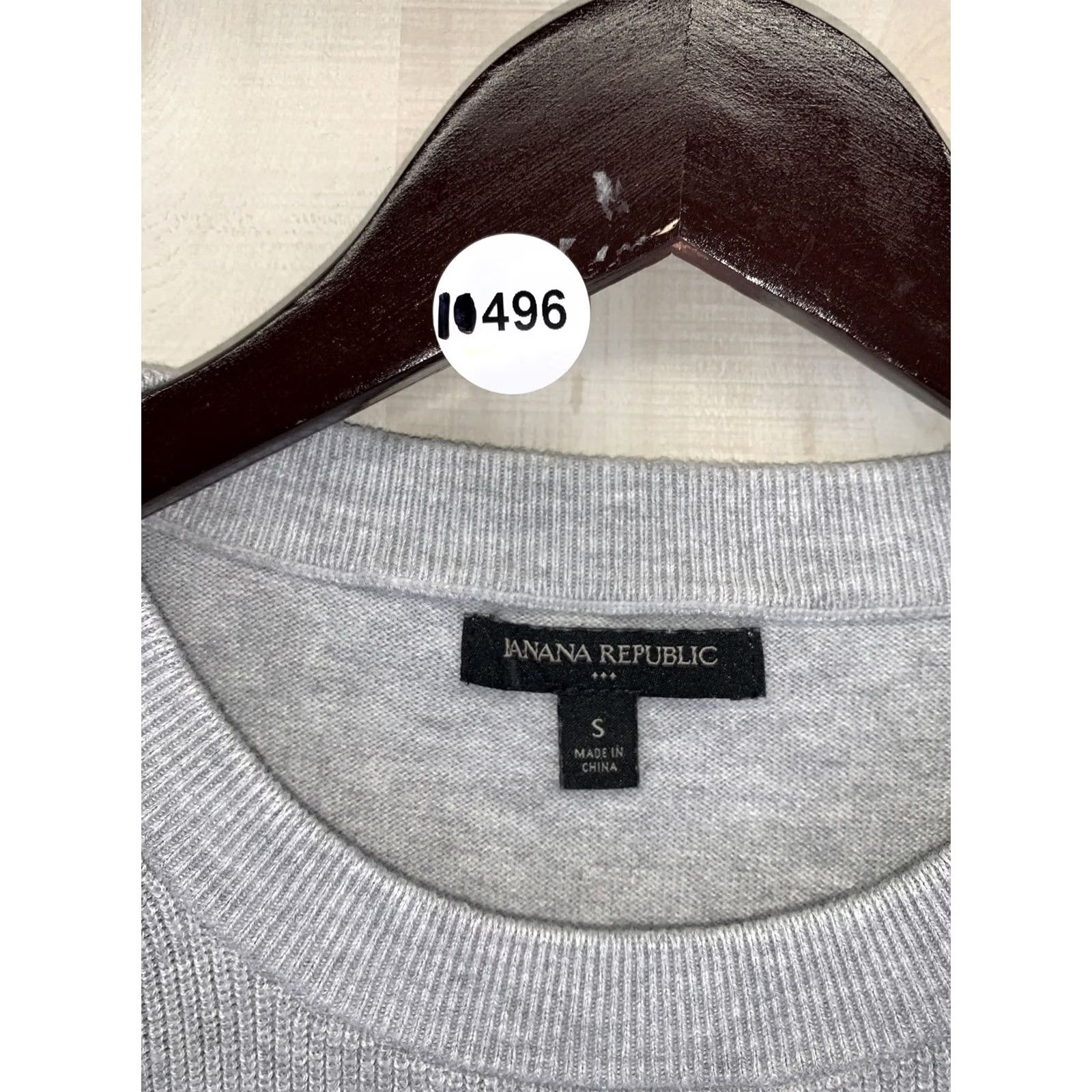 Banana Republic Banana Republic Sweater Shirt Womens Knit V-Neck Long Sleeve Gray Navy Chevron Small-10496 Regular XS? Size S / US 4 / IT 40 - 2 Thumbnail