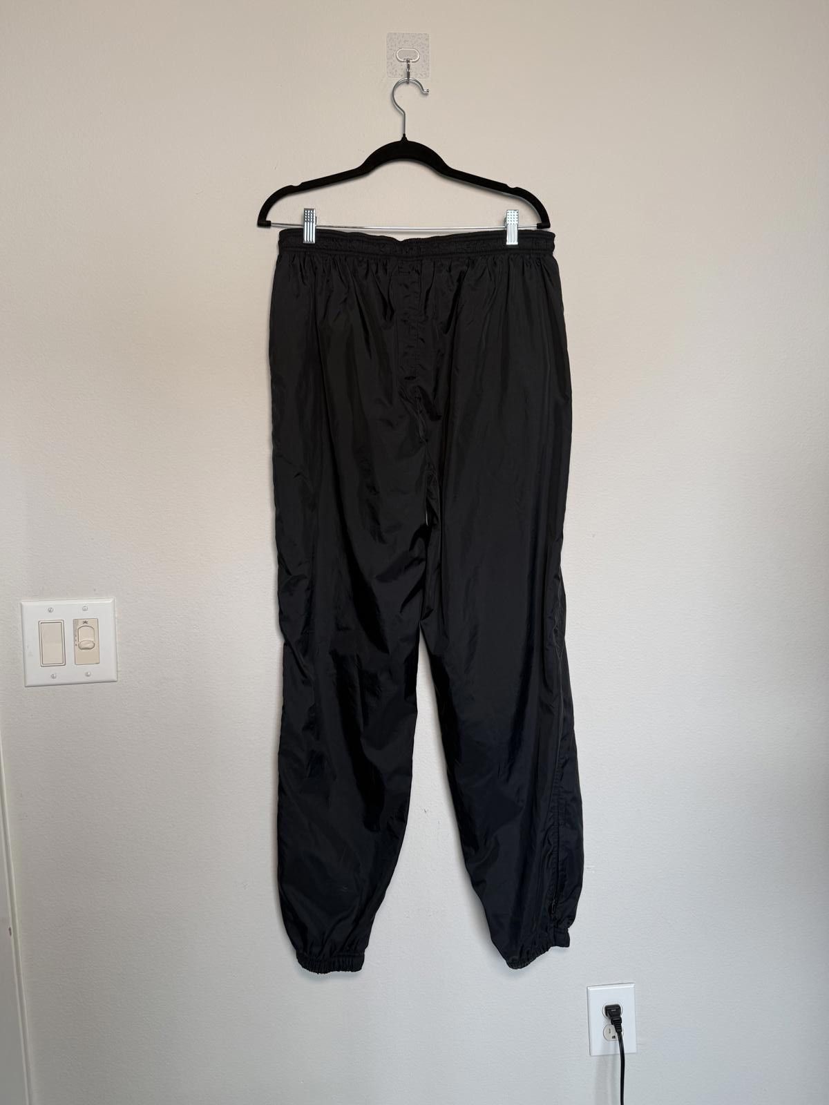 Nike Vintage 90s Nike Black Nylon Windbreaker Track Pants Size US 30 / EU 46 - 3 Thumbnail