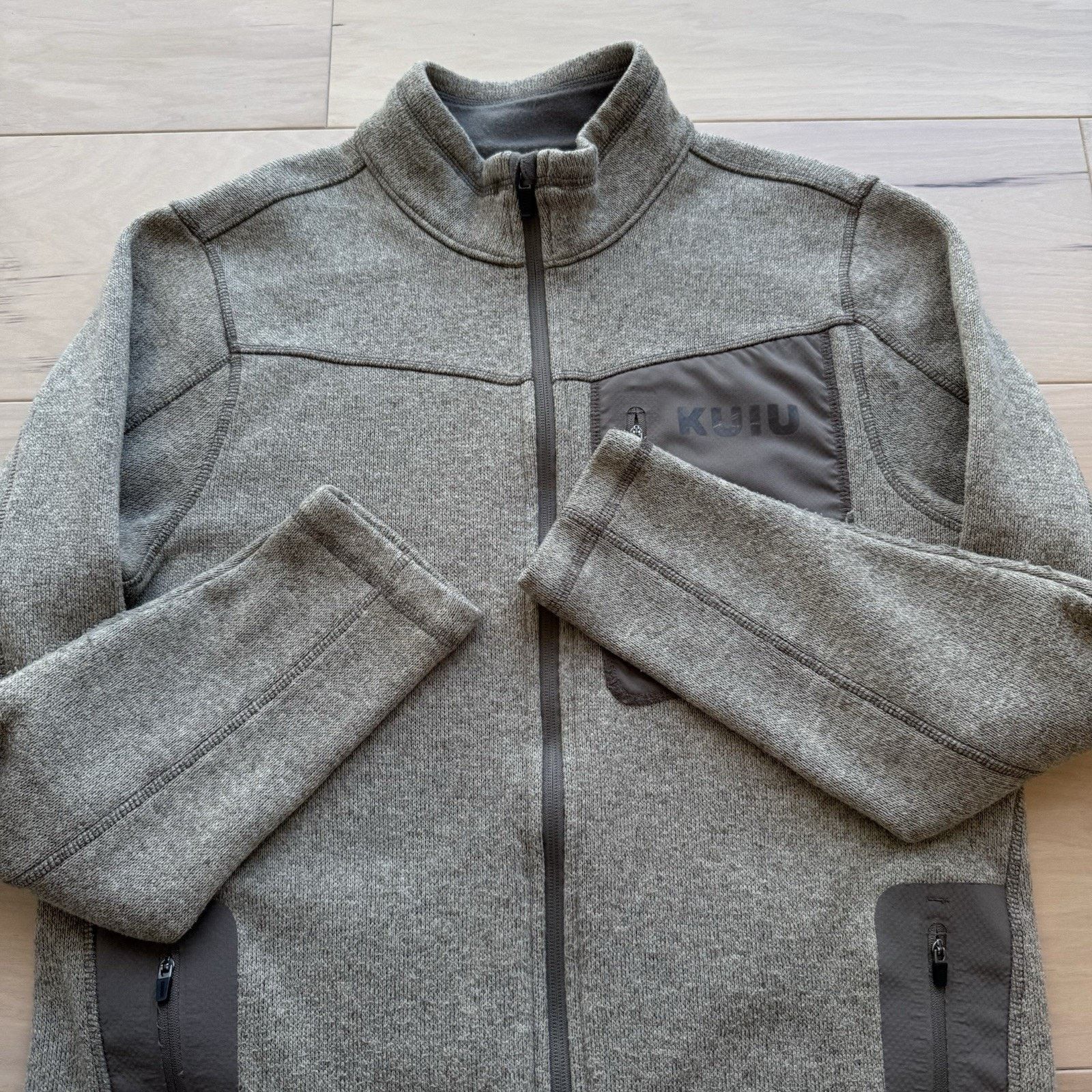 Other Kuiu Base Camp Jacket Medium Brown Full Zip Fleece Hunting Size US M / EU 48-50 / 2 - 4 Thumbnail