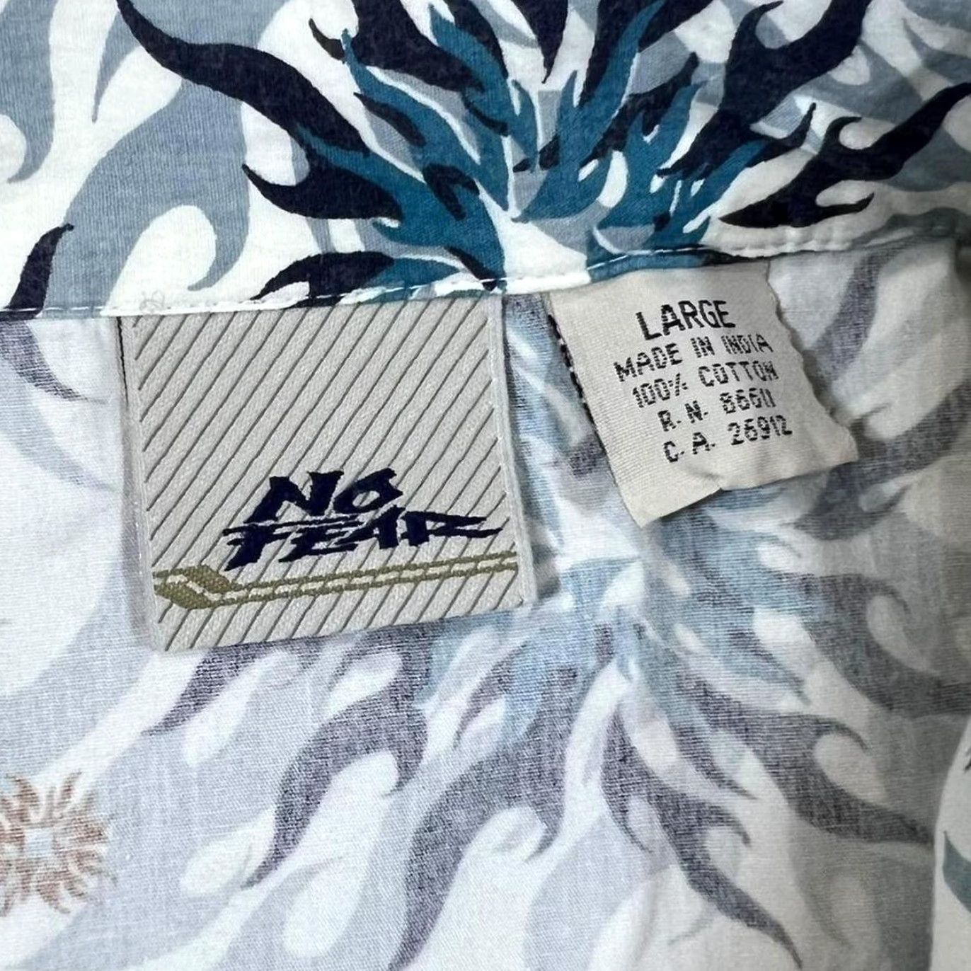 No Fear No Fear Hawaiian Tribal Floral Surfer Skater Graphic Button-Up Shirt L XL Cotton Vintage Casual Men Size US L / EU 52-54 / 3 - 5 Thumbnail