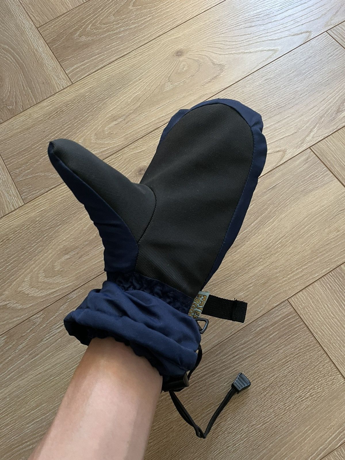 Canada Goose × Vintage Canada Goose Vintage Warm Waterproof Gloves Winter Mountain Size ONE SIZE - 7 Thumbnail