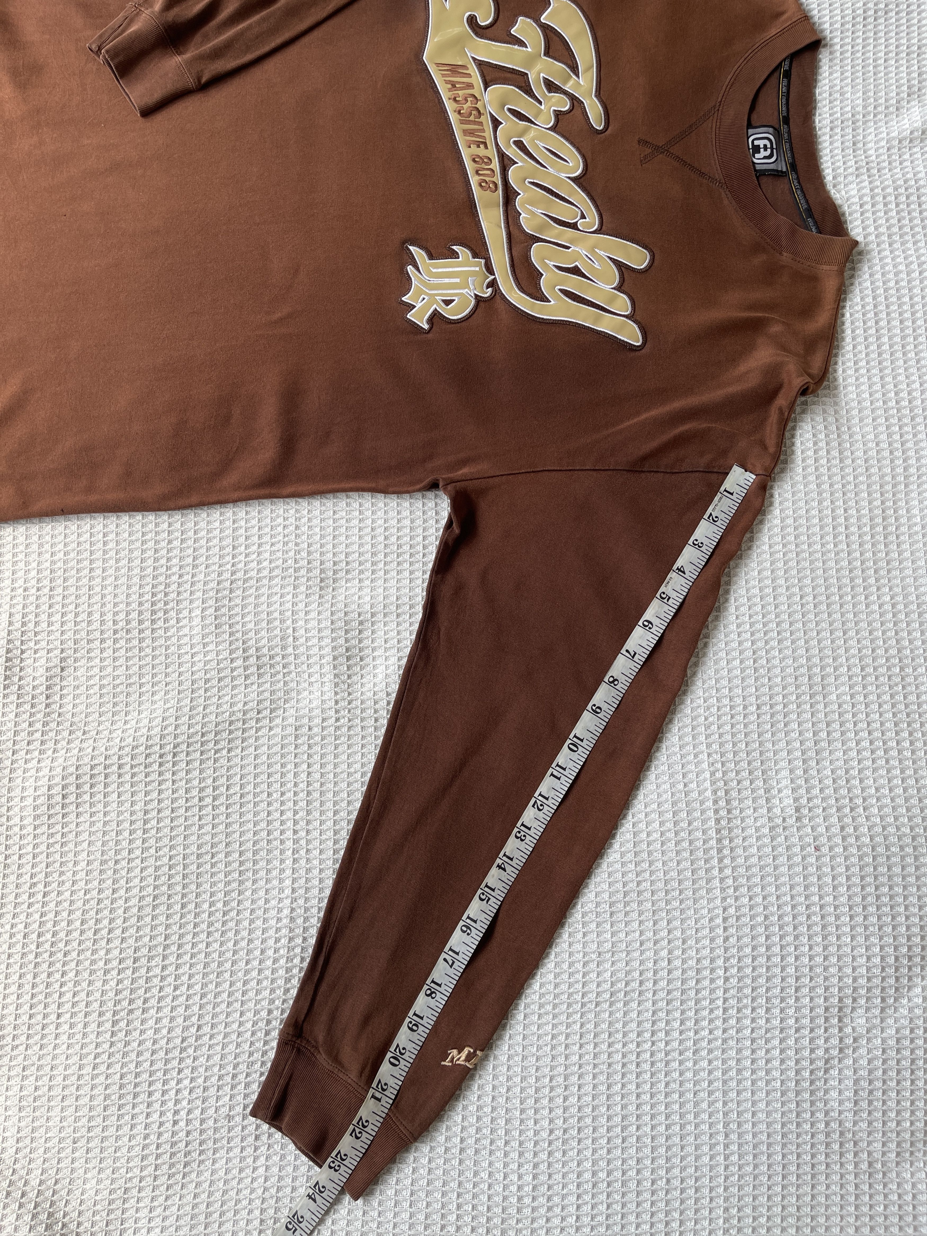 Massive Vintage’y2k🔥Freaky Massive🔥Embroidered Logo SpellOut L/S Tee Size US XL / EU 56 / 4 - 13 Thumbnail