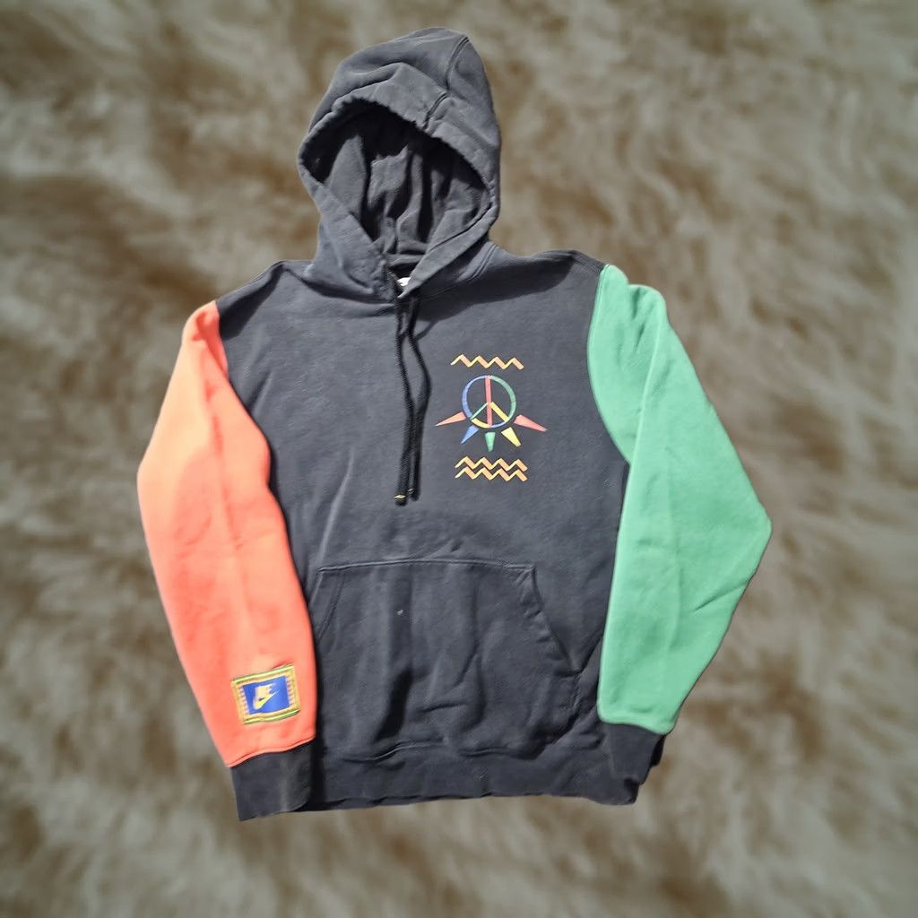 Nike Nike Hoodie Mens M Pullover Black Peace Geometric Sweatshirt 90s Retro Tribal Graphic Print Hooded Pockets Vintage Size US M / EU 48-50 / 2 - 1 Thumbnail