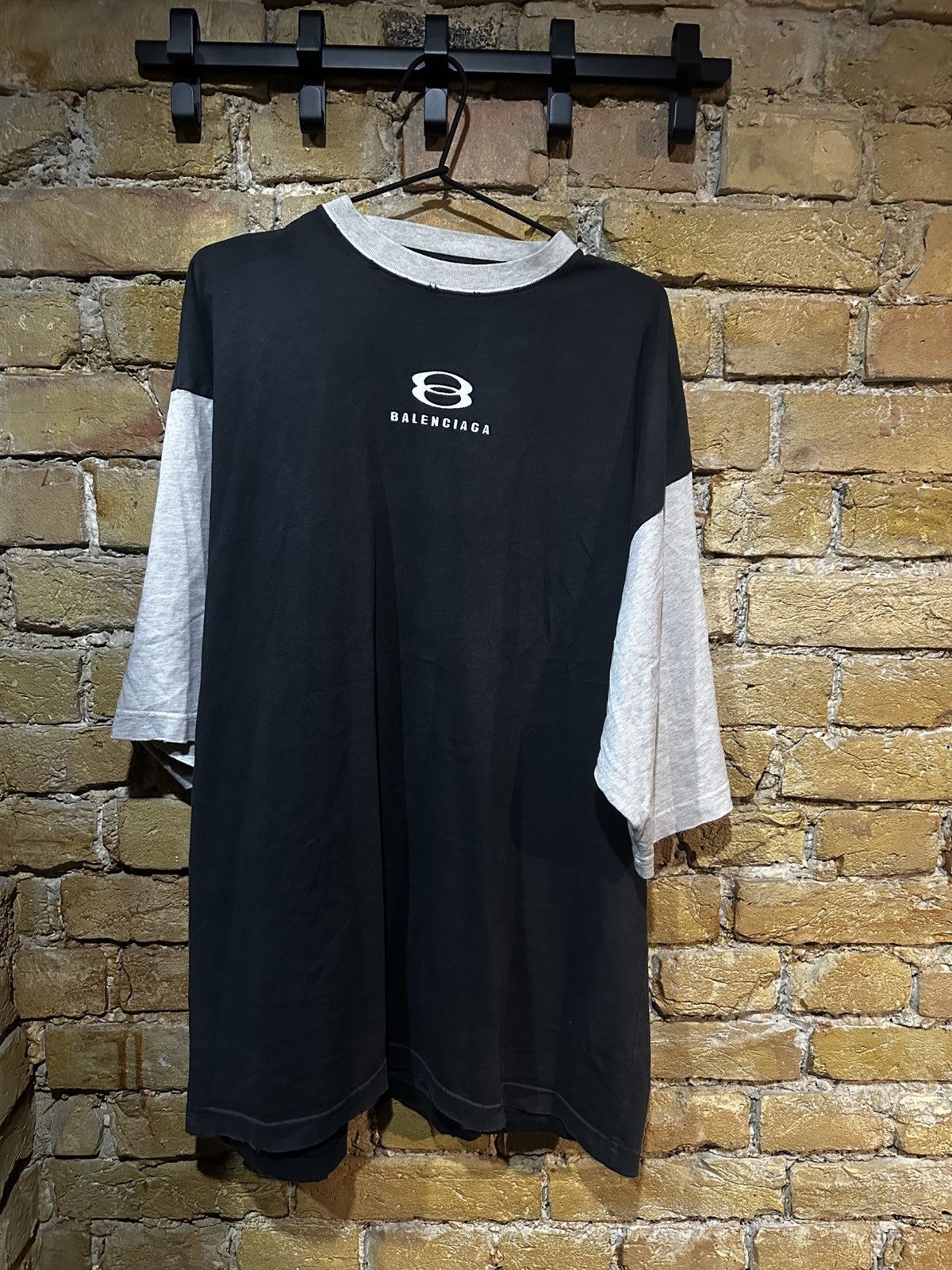 Balenciaga Balenciaga Unity tshirt Size US XL / EU 56 / 4 - 1 Thumbnail