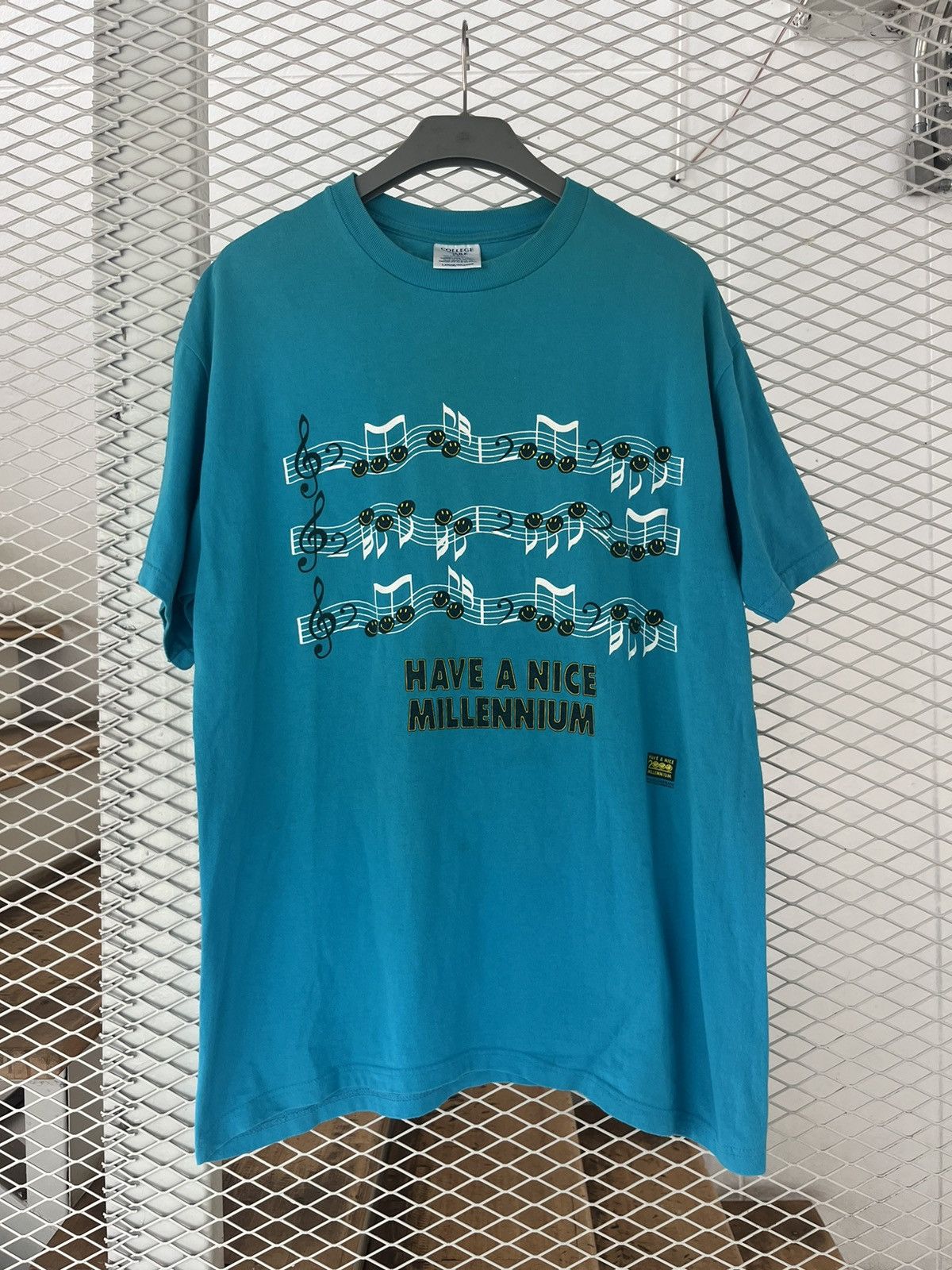 Vintage Vintage Have A Nice Millennium Notes Tshirt Size US L / EU 52-54 / 3 - 2 Thumbnail
