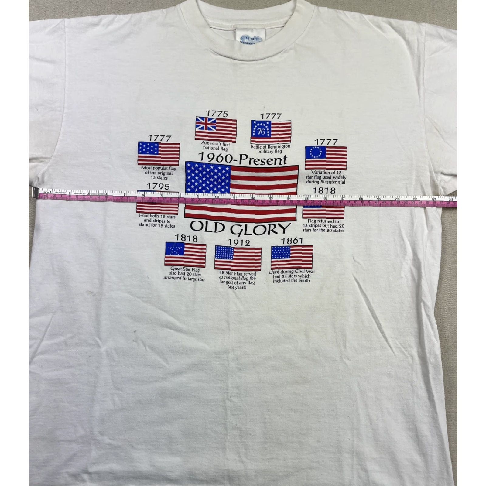Vintage VINTAGE Le Pays International T-Shirt American Flag Graphic XL White Short Sleeve 90s Unisex Adults Size US XL / EU 56 / 4 - 5 Thumbnail