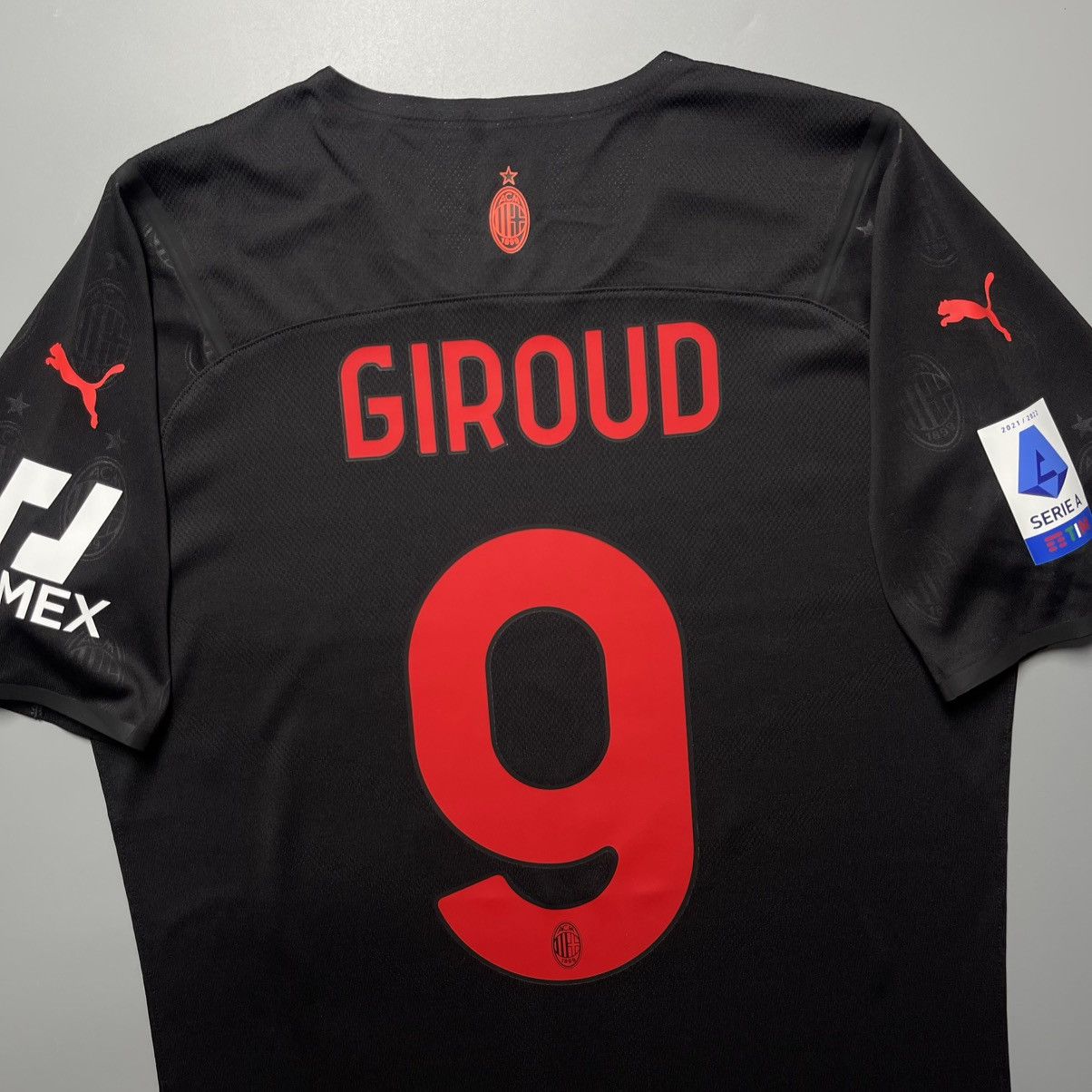 Puma AC MILAN PUMA 2021/2022 SOCCER THIRD JERSEY #9 GIROUD Size US L / EU 52-54 / 3 - 10 Thumbnail
