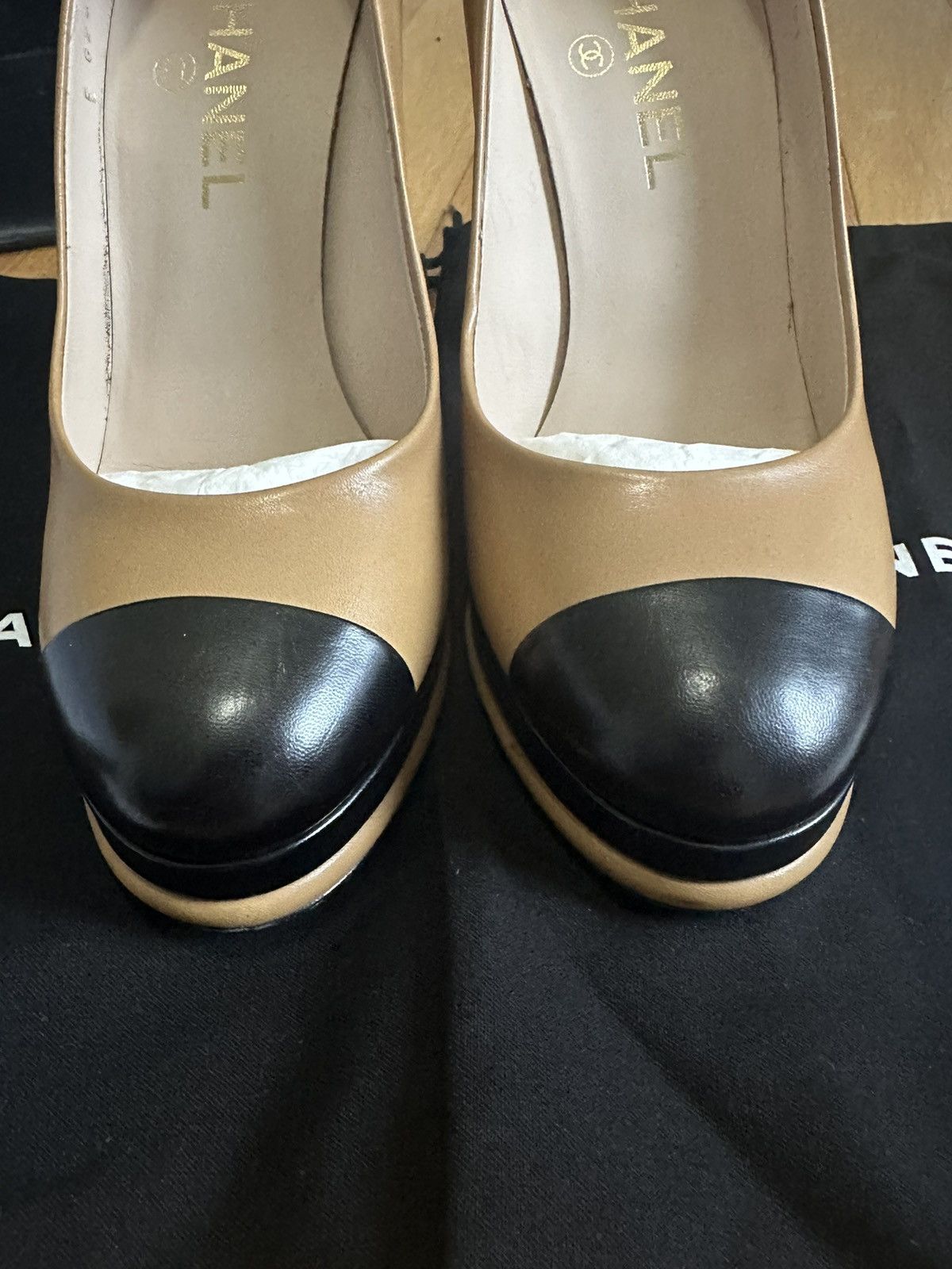 Chanel Chanel CC Platform Pumps - Beige/Black Size US 9 / IT 39 - 3 Thumbnail