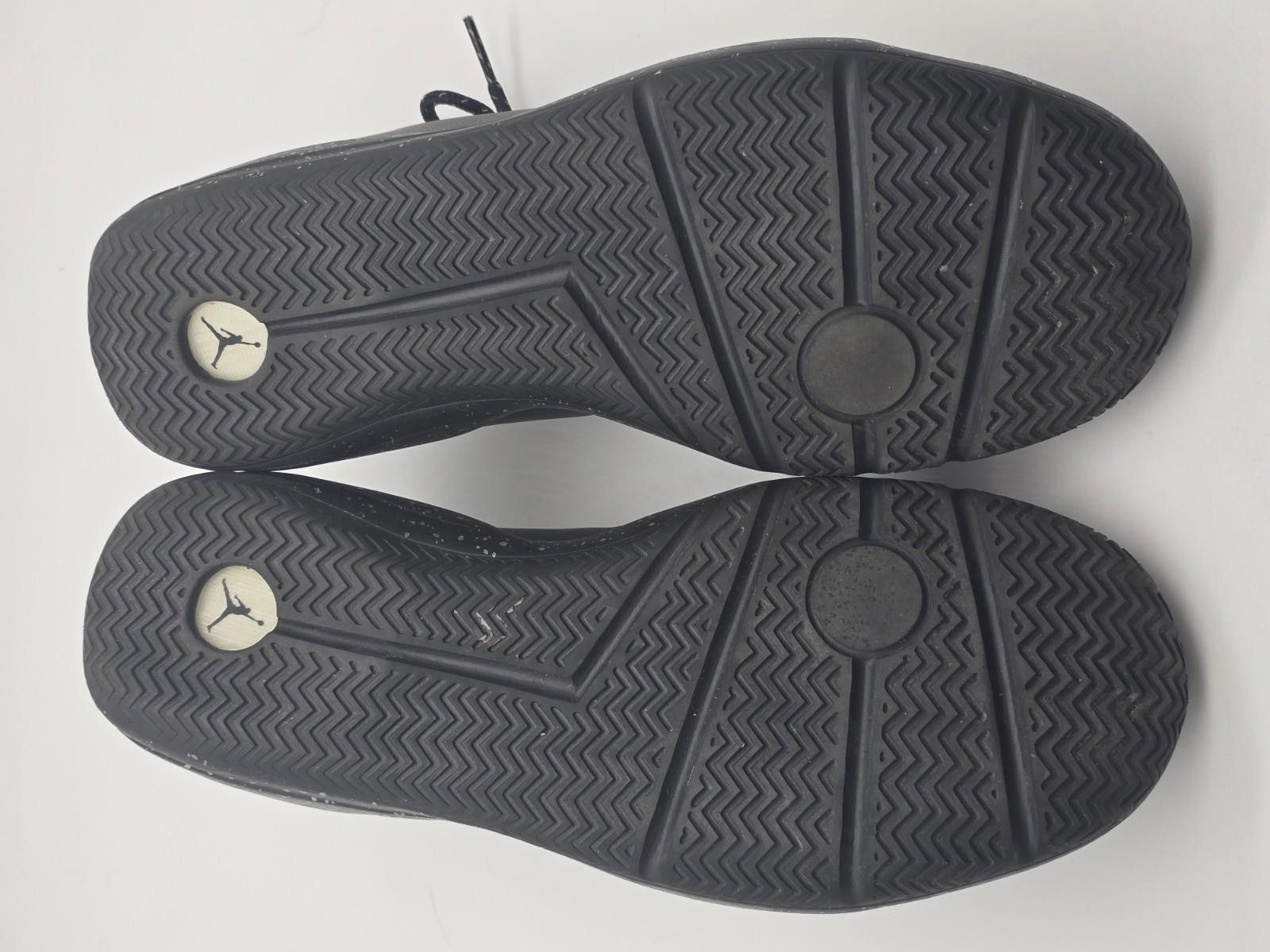 Jordan Brand Nike Jordan Eclipse Holiday Black Silver 812303-001 Size 7.5 Size US 7.5 / EU 40-41 - 7 Thumbnail