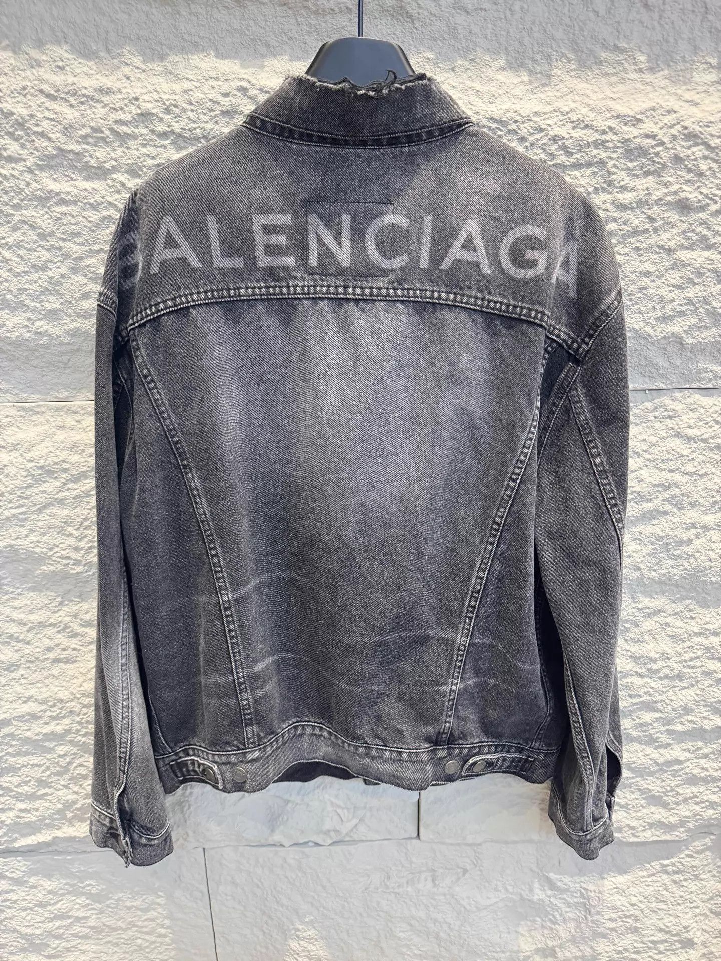 Balenciaga Balenciaga Black Denim Jacket Unisex Back Logo Japanese 36 Size XS / US 0-2 / IT 36-38 - 2 Thumbnail