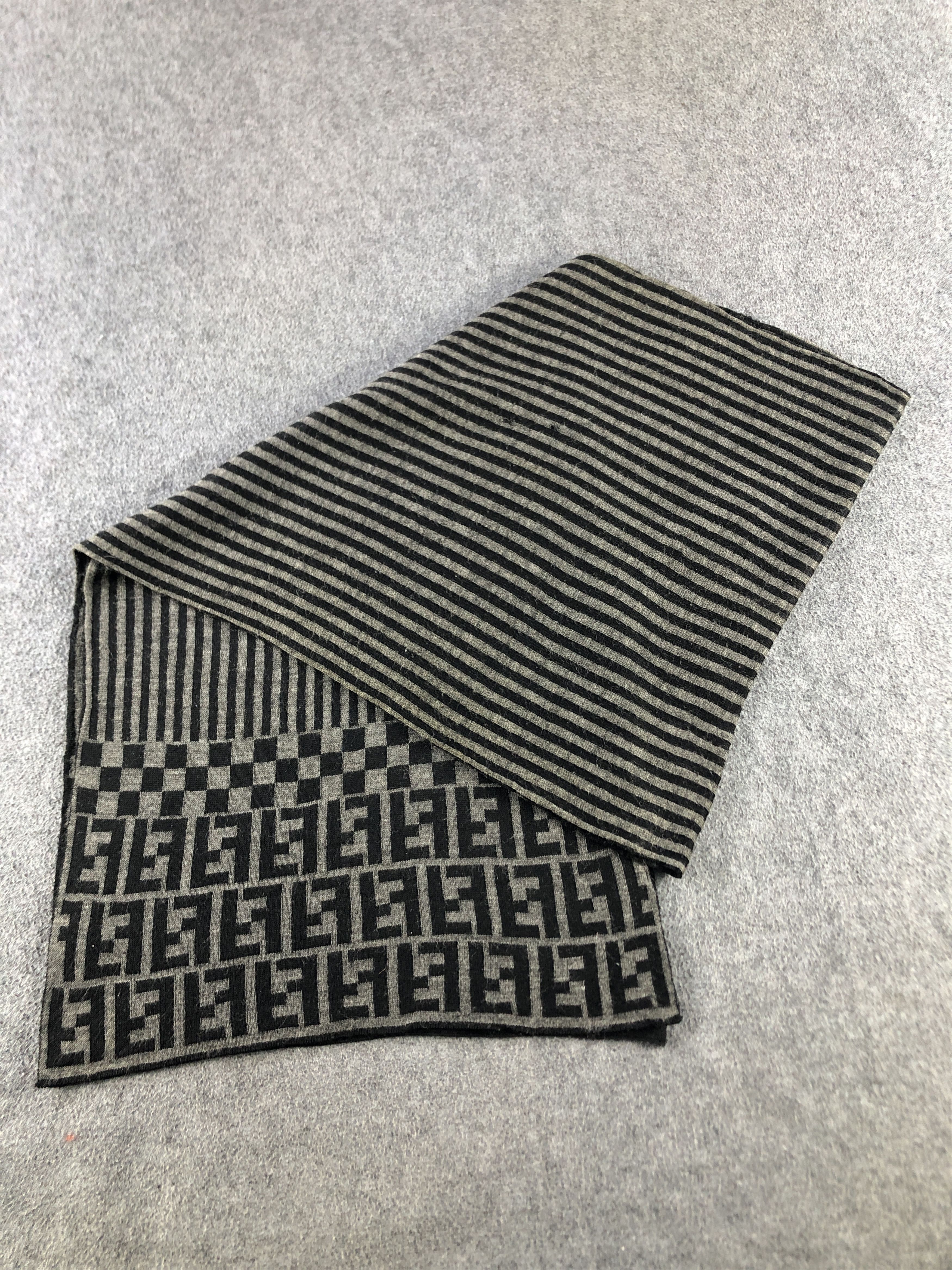 Fendi Fendi Scarf / Muffler / Neckwear P925 Size ONE SIZE - 5 Thumbnail