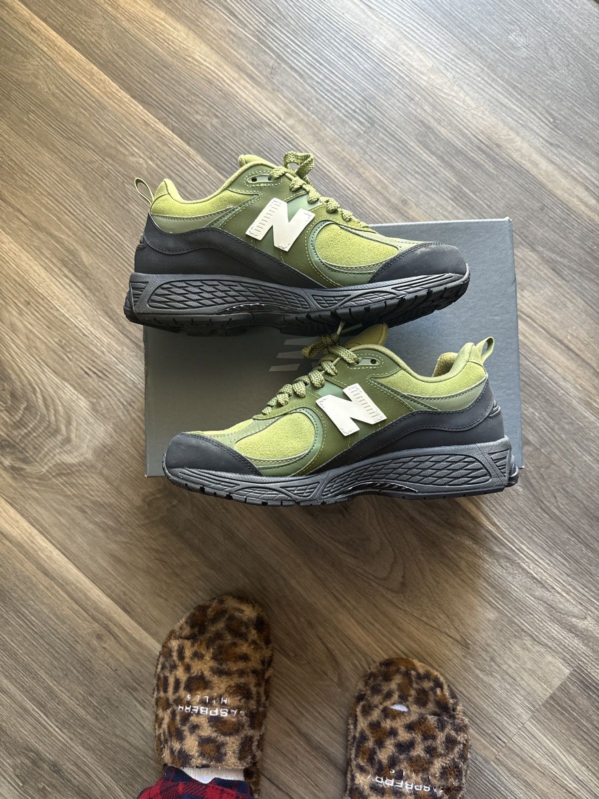 New Balance × The Basement The Basement x New Balance 2002r “Moss Green” Size US 8.5 / EU 41-42 - 2 Thumbnail