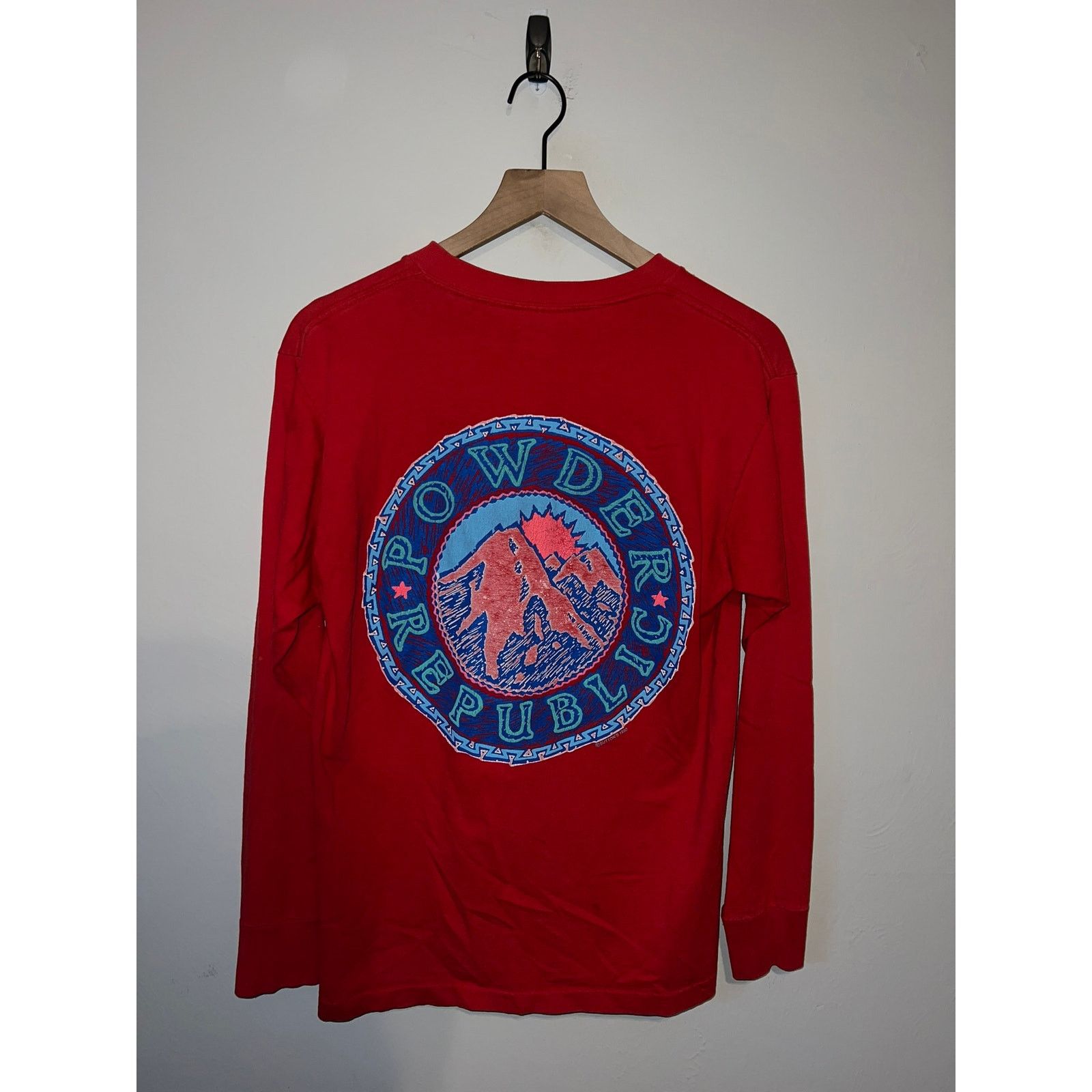 Vintage Vintage Ski Shirt Alpine Style Powder Republic Skiing Tee M Size US M / EU 48-50 / 2 - 1 Thumbnail