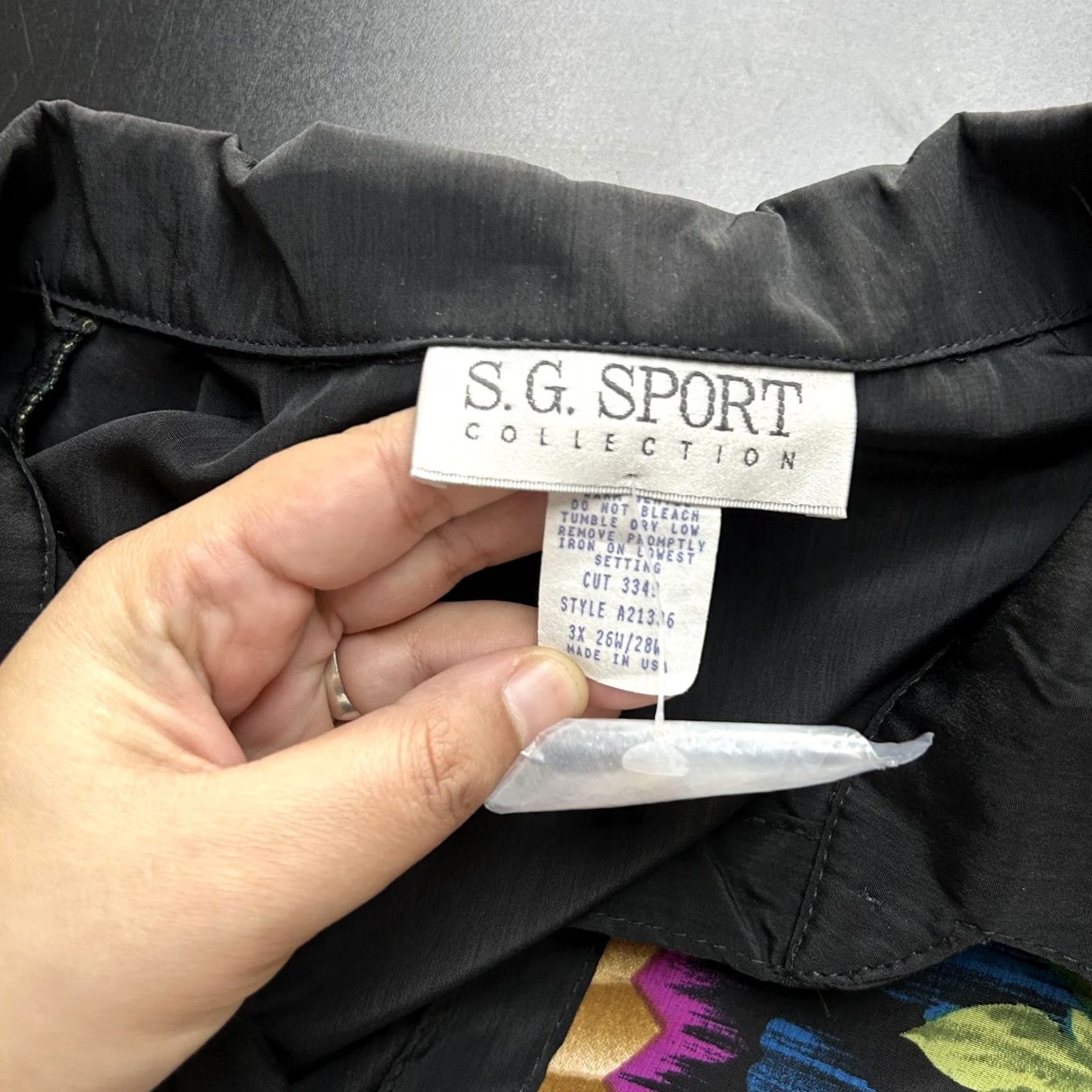 Vintage VINTAGE S.G. Sport Collection Shirt Womens 3X Black Floral Tunic Top 90s Size XXL / US 16-18 / IT 52-54 - 2 Thumbnail
