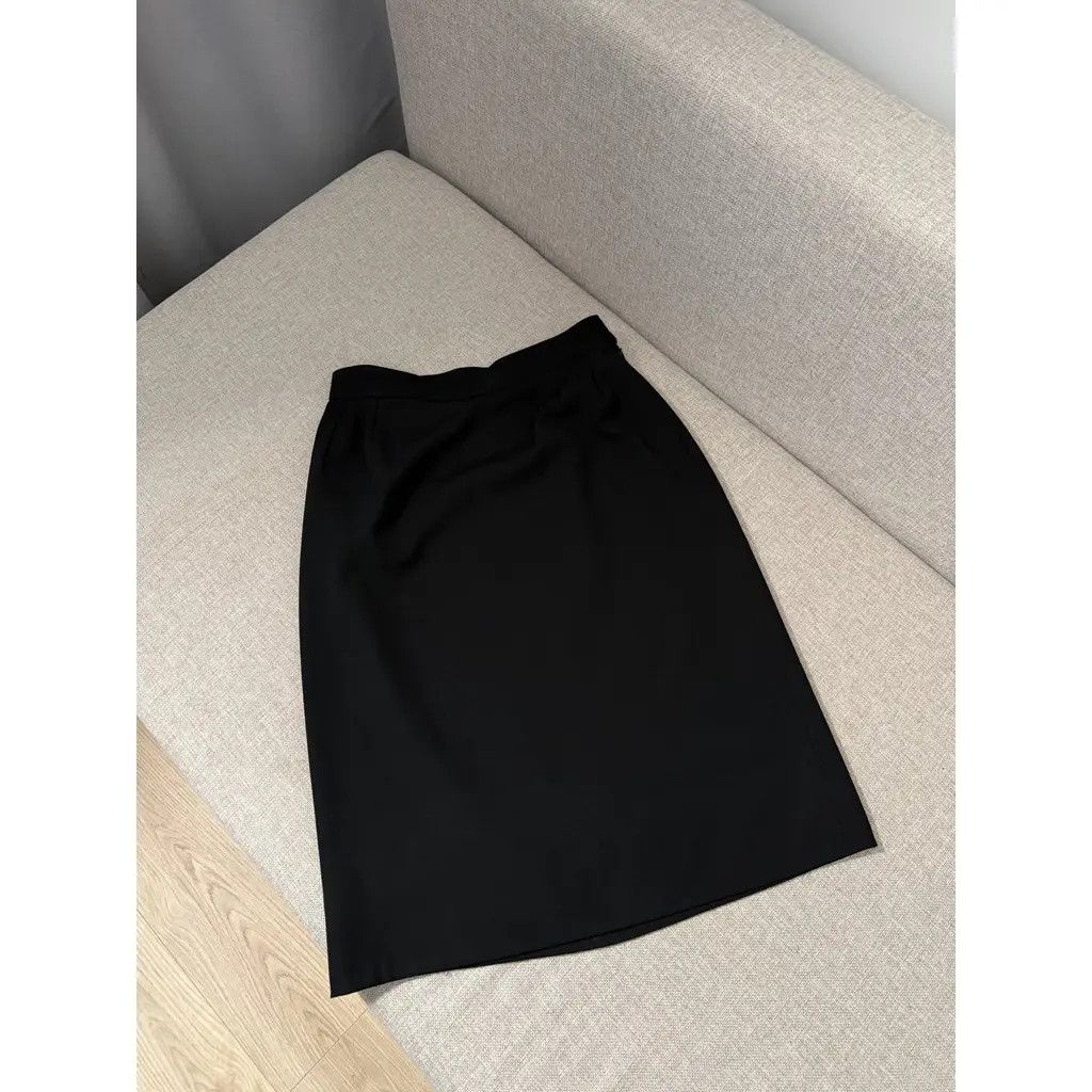 Yves Saint Laurent Yves Saint Laurent Vintage Black Skirt Suit Set Size FR42 Size 30" / US 8 / IT 44 - 7 Thumbnail