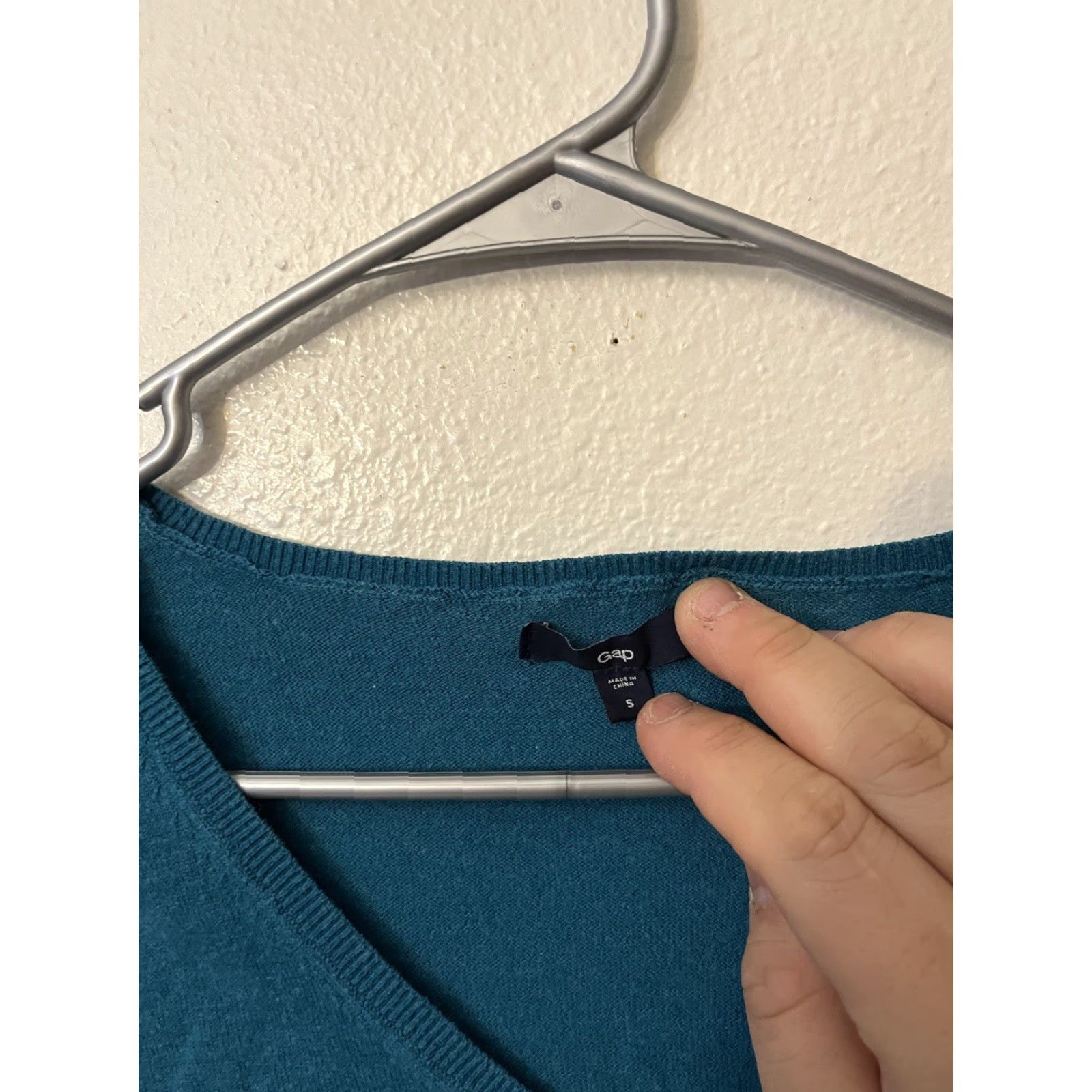 Gap Gap Women Solid V-Neck Long Sleeve Blue Size S T-Shirt Size S / US 4 / IT 40 - 3 Thumbnail