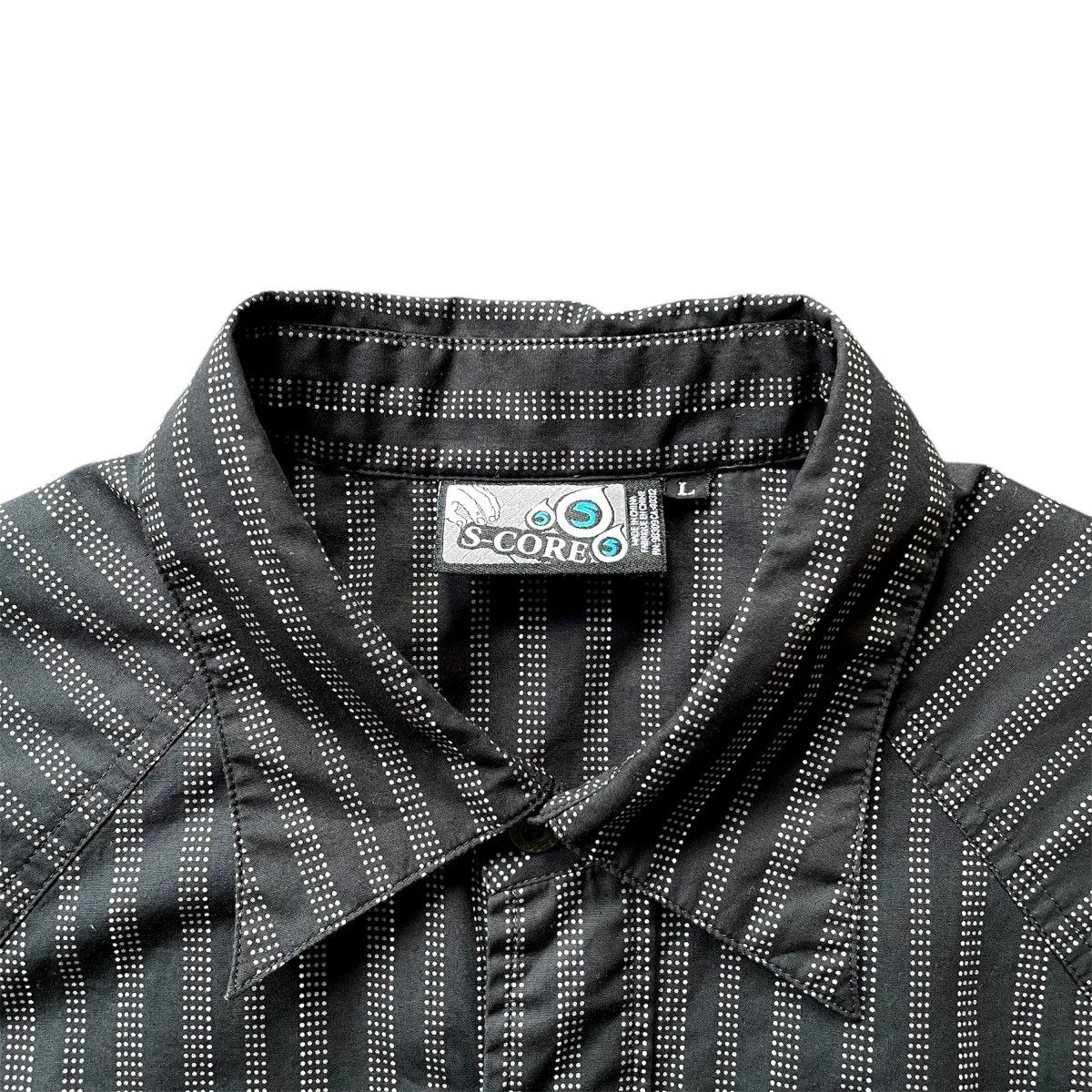 Salomon × Vintage Rare Vintage 2006 Salomon S-Core Graffiti Button-Up Shirt Size US L / EU 52-54 / 3 - 4 Thumbnail