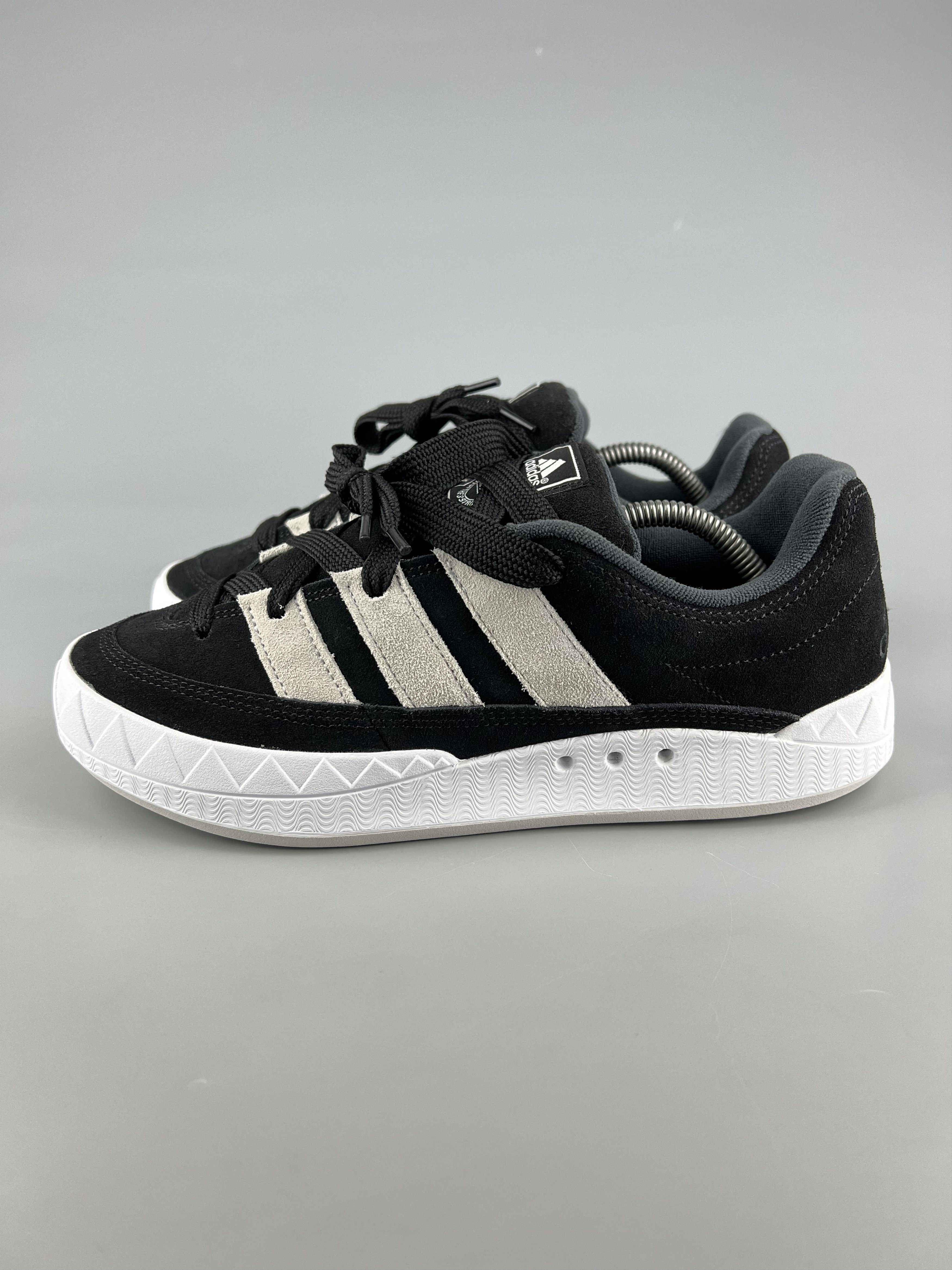 Adidas Adidas Adimatic Core Black Crystal White Carbon Sneakers Size US 8.5 / EU 41-42 - 2 Thumbnail
