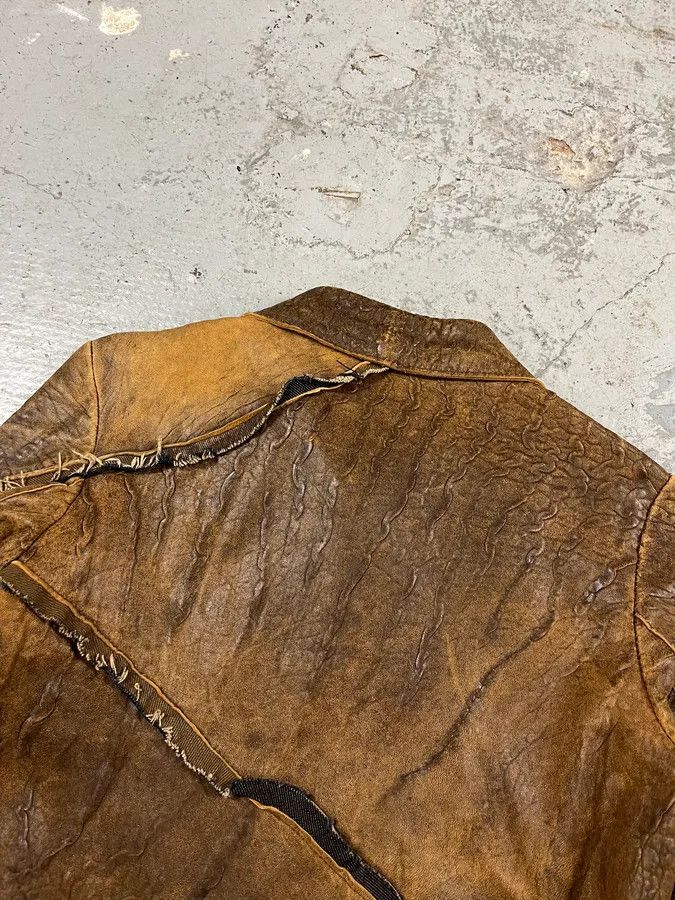 Roberto Cavalli × Vintage AW2005 Cavalli Asymmetrical Raw Brown Leather Trench Jacket Size S / US 4 / IT 40 - 9 Thumbnail
