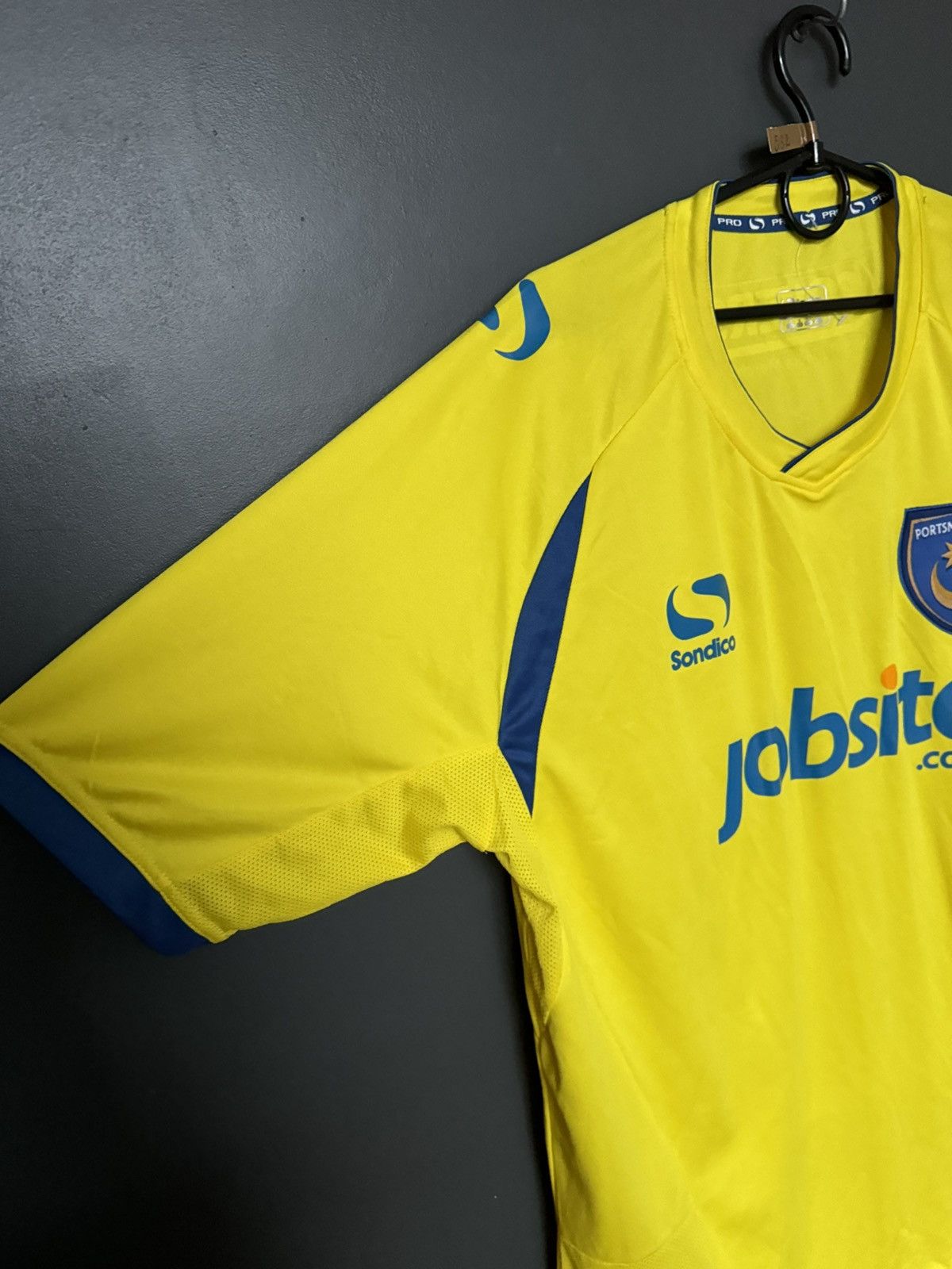 Other Portsmouth 14/15 Away Home Football Jersey Size US XL / EU 56 / 4 - 4 Thumbnail