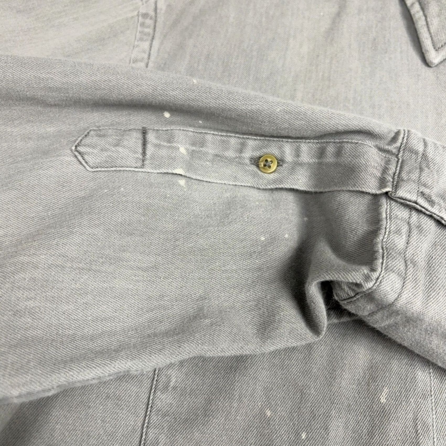 UNTUCKit UNTUCKit Button-Up Mens XL Grey Long Sleeve Cotton Twill Utility Workwear Size US XL / EU 56 / 4 - 7 Thumbnail