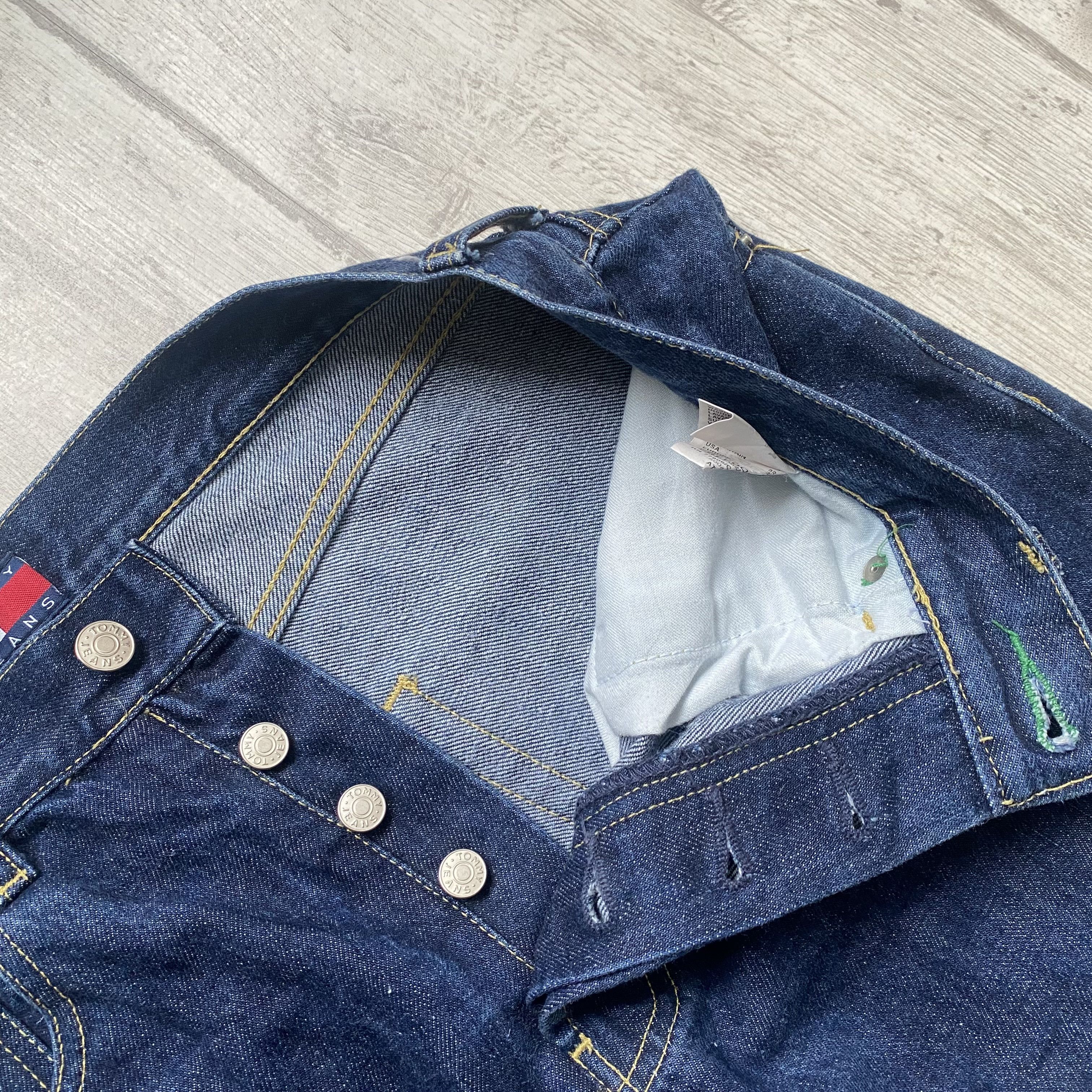 Tommy Hilfiger Tommy Hilfiger Vintage Jeans mens Denim Pants Grunge Skater Size US 32 / EU 48 - 9 Thumbnail