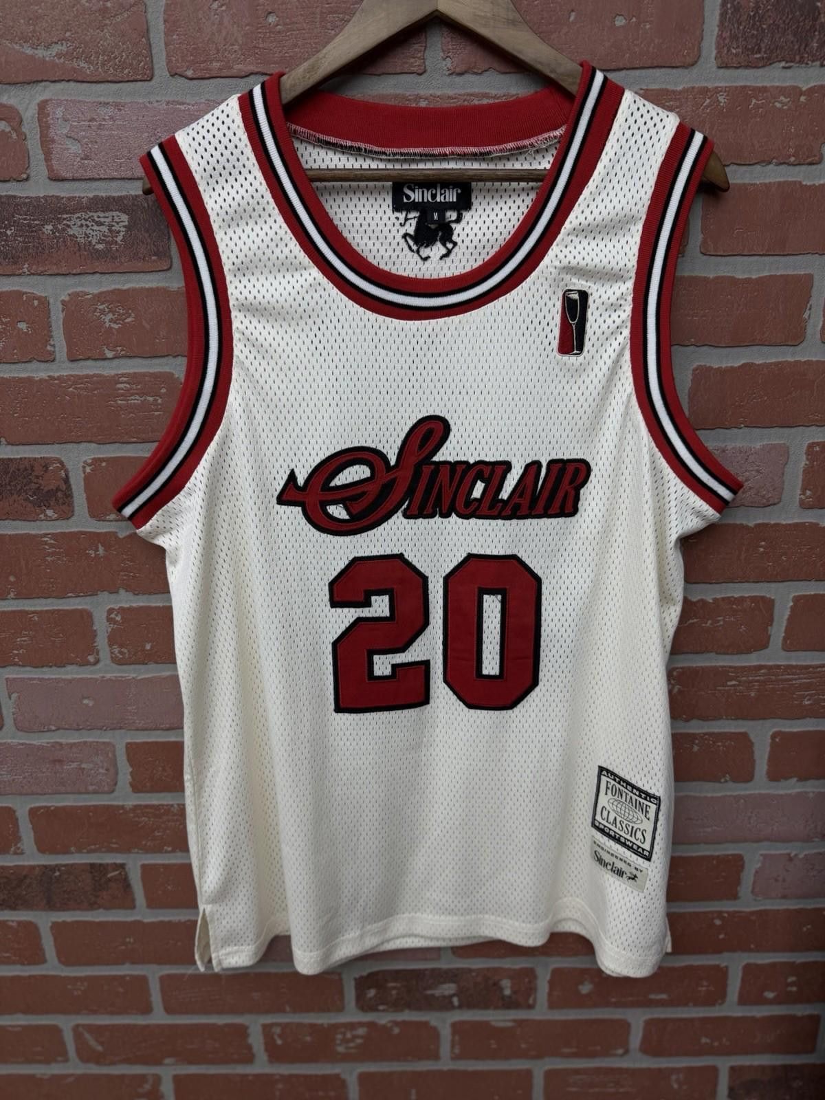 Sinclair Global Sinclair Basketball Jersey Red White Size Medium Authentic Size US M / EU 48-50 / 2 - 2 Thumbnail