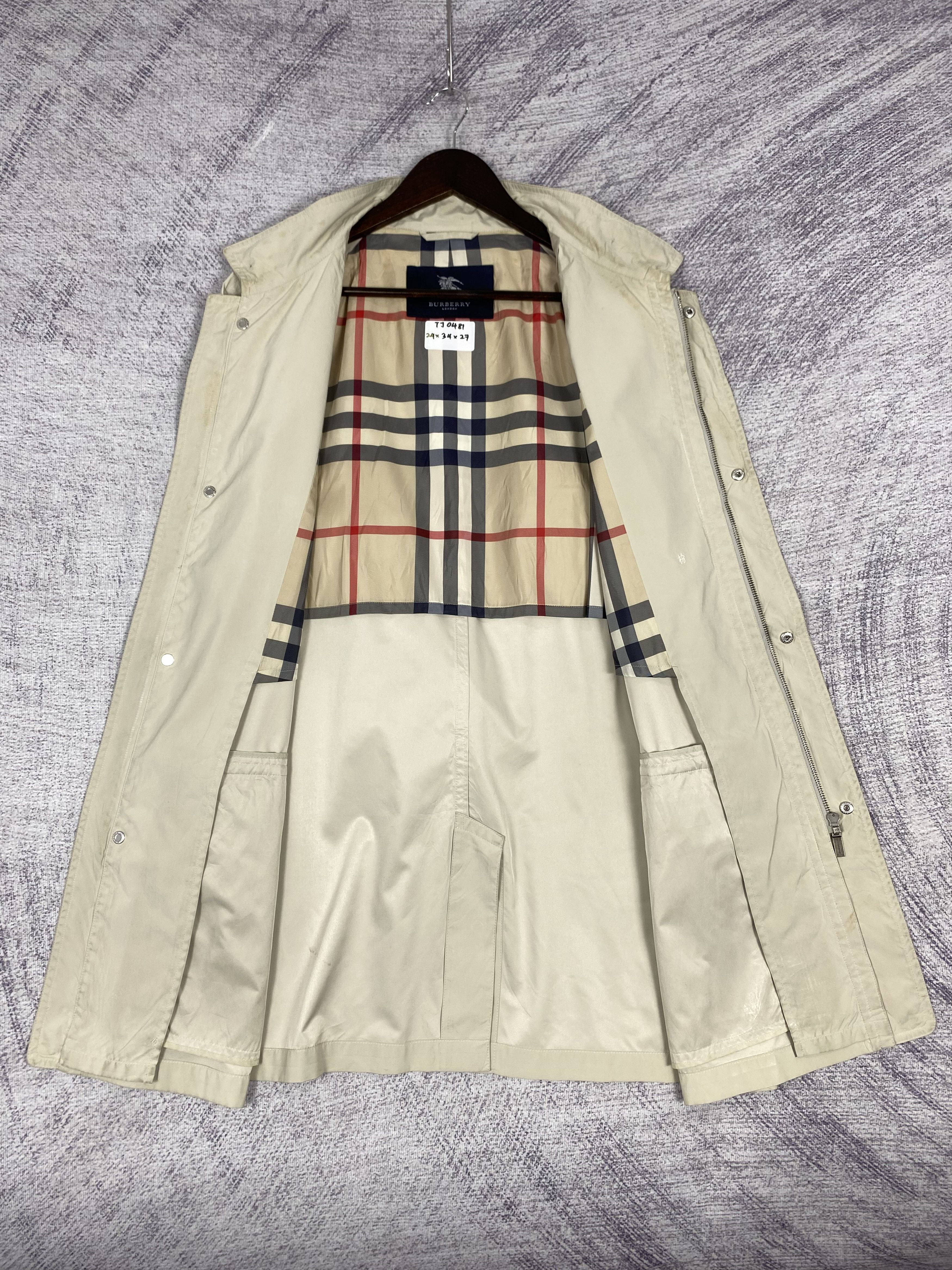 Burberry Vintage Burberry London Trench Coat Beige Cotton Shell Size US L / EU 52-54 / 3 - 6 Thumbnail