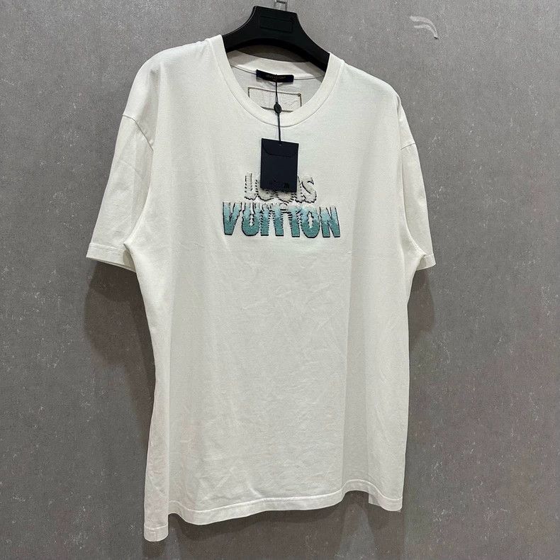 Louis Vuitton Louis Vuitton Gradient beaded short sleeves Size US XXL / EU 58 / 5 - 3 Thumbnail