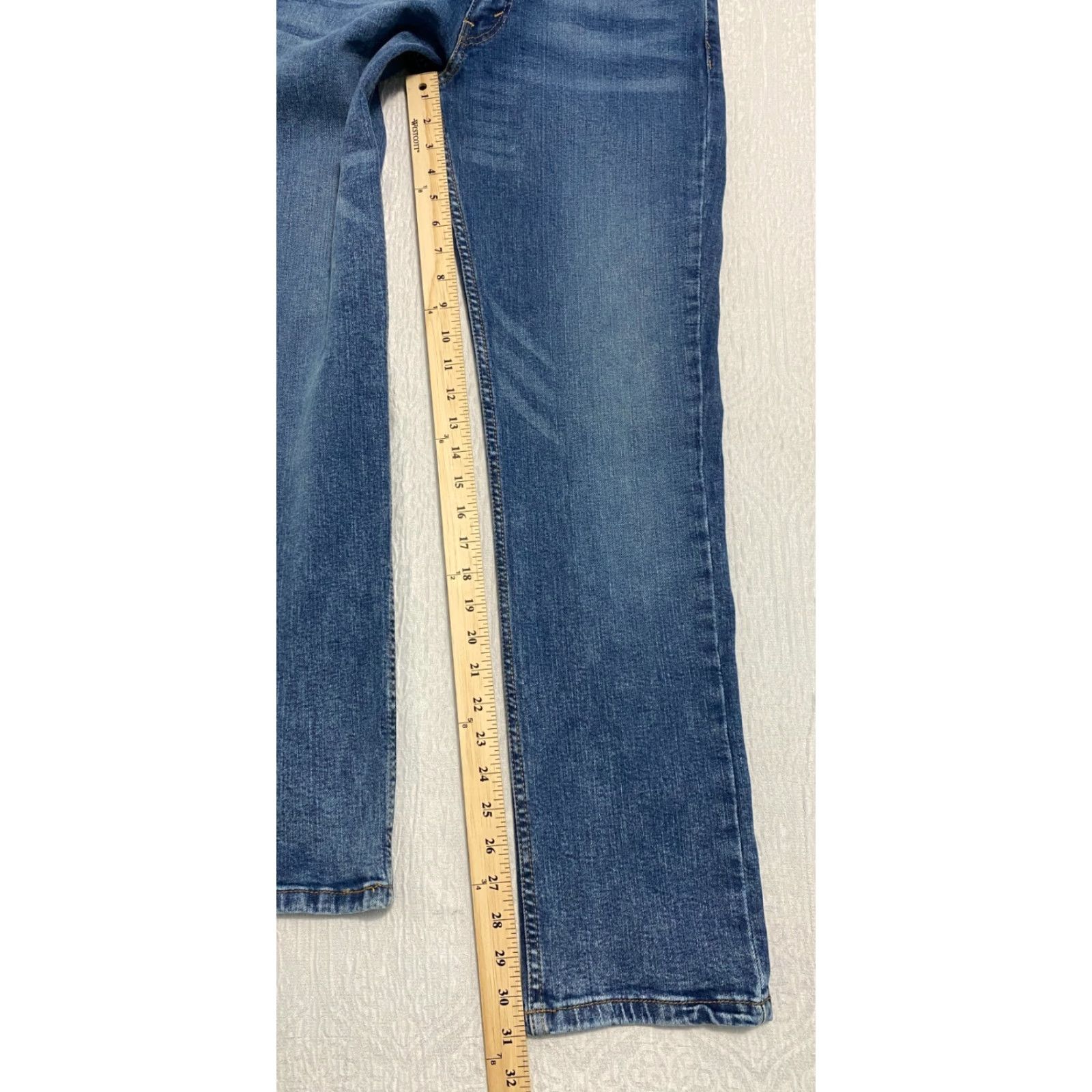 Levi's VINTAGE Levi's 511 Slim Jeans Mens 31x32 Blue Denim Stretch 5-Pocket Design Mid Rise Size US 31 - 5 Thumbnail