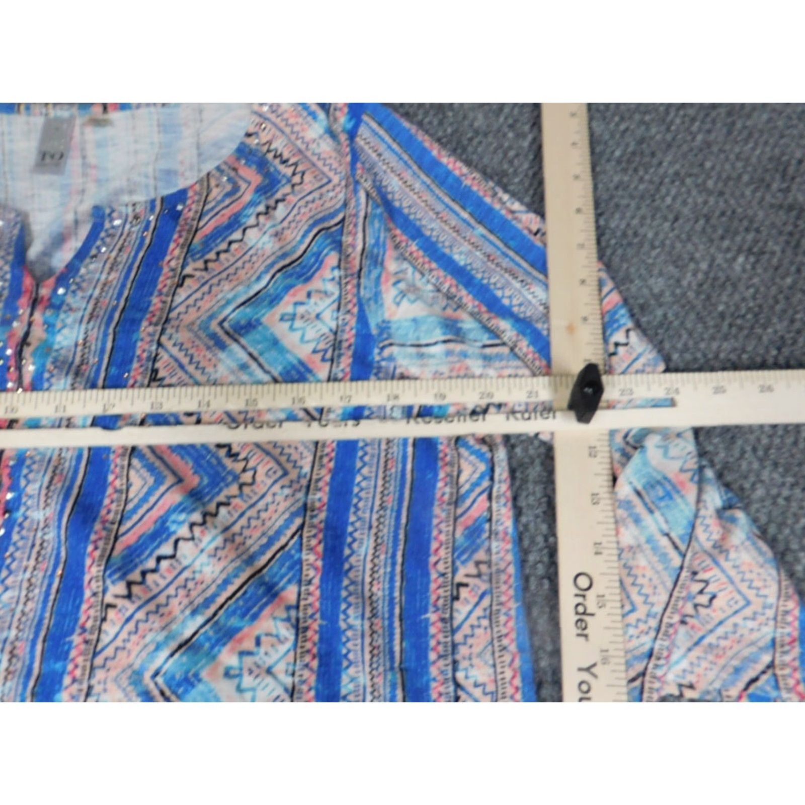 Vintage Thomas & Olivia Womens Blouse L Blue Stretch Pullover Casual 3/4 Sleeve Cap Sleeve Button Polyester Classic, Regular Fit Size L / US 10 / IT 46 - 6 Thumbnail