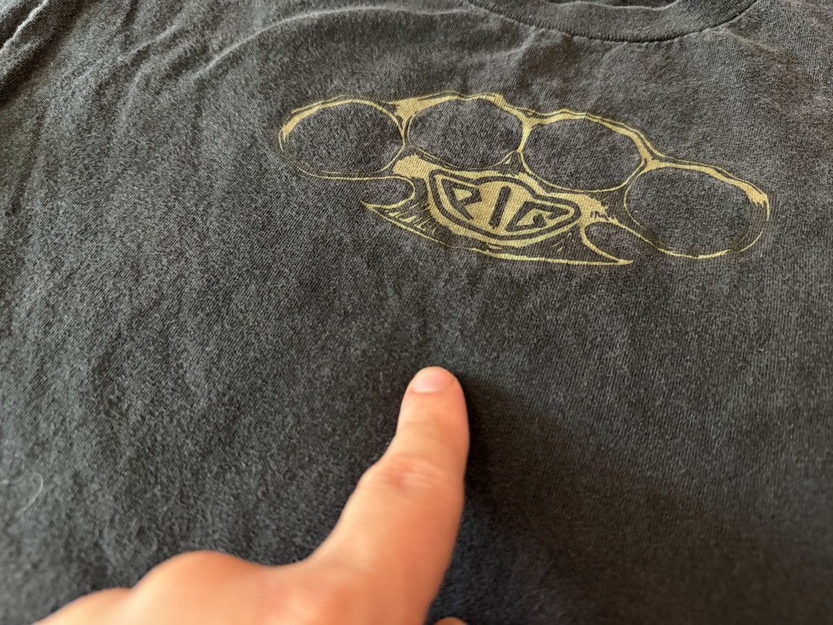Other Vintage Tum Yeto Skateboards 90s PIG Brass Knuckles T-shirt Size US M / EU 48-50 / 2 - 3 Thumbnail