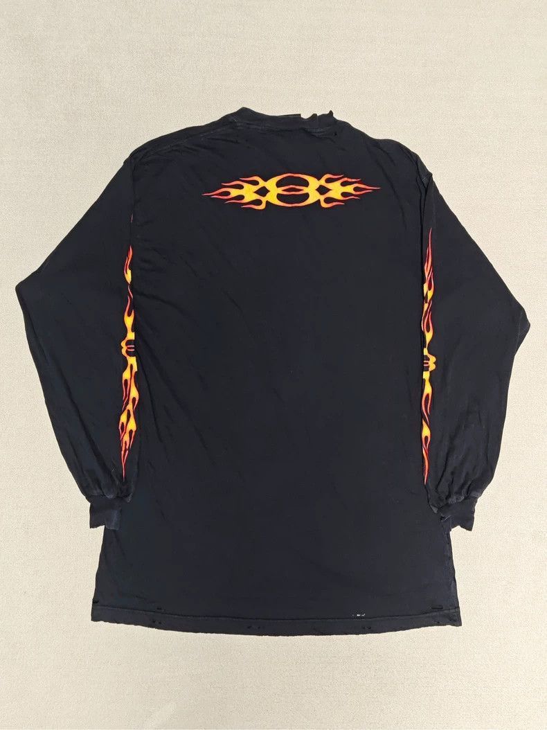 Balenciaga Balenciaga Balenciaga Long Sleeve Fire Graphic T-Shirt-250 Size US M / EU 48-50 / 2 - 2 Thumbnail