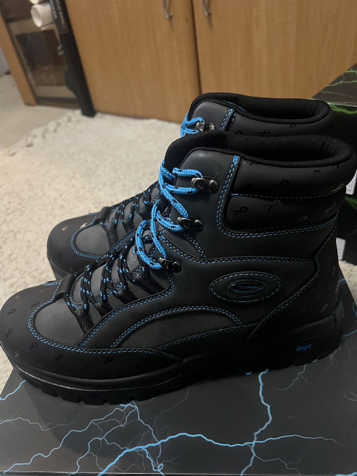 Lugz × Psychworld Psychworld x LUGZ 2024 Limited Edition Tech-Boot (BLUE) Size US 12 / EU 45 - 3 Thumbnail