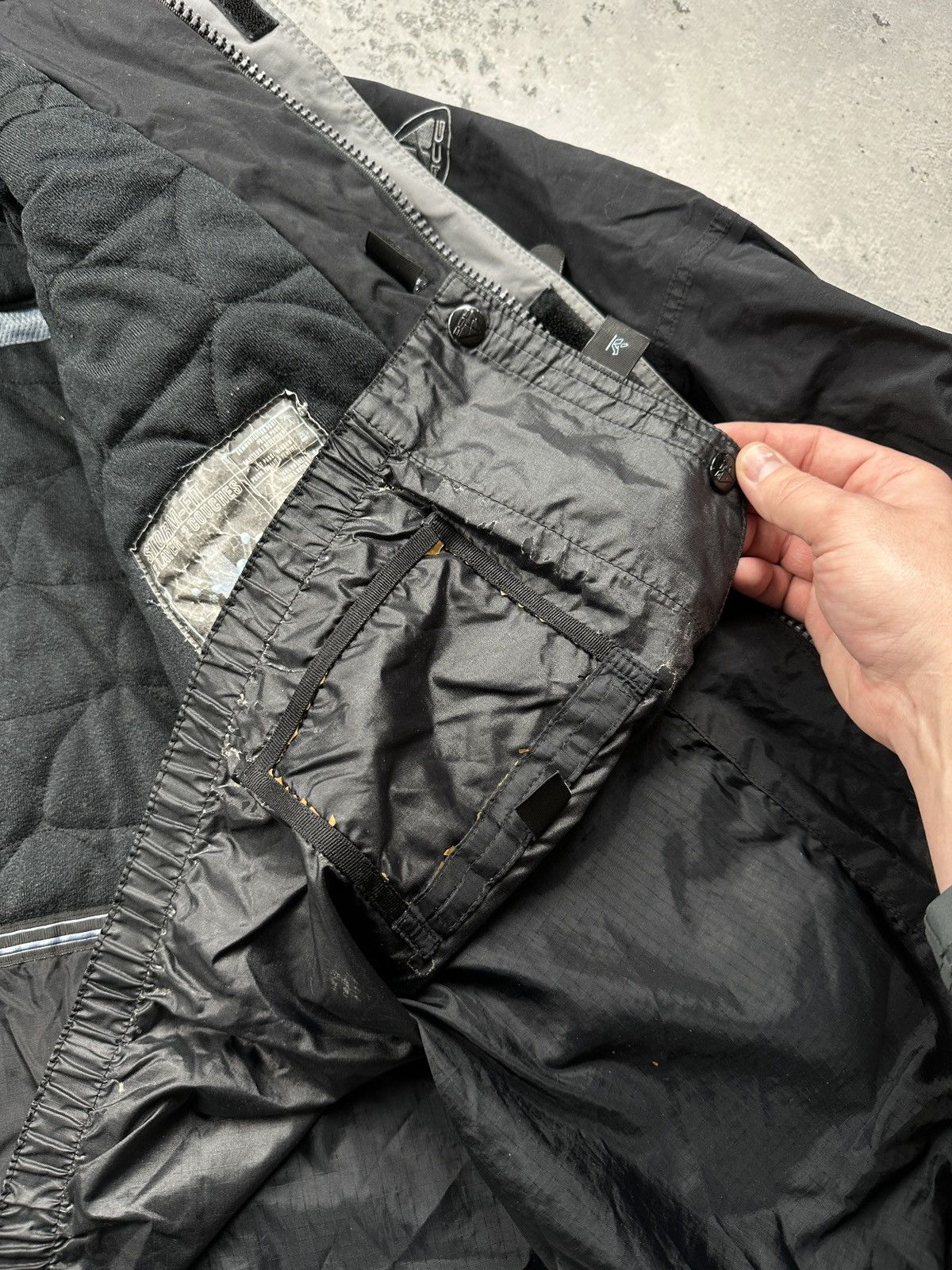 Nike ACG Vintage Nike ACG Technical Outdoor 3-In-1 Black Shell Jacket Size US M / EU 48-50 / 2 - 15 Thumbnail