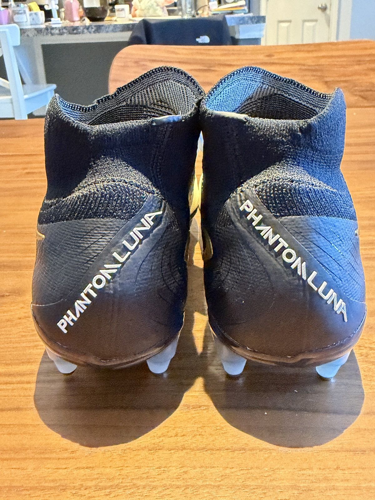 Nike Nike Phantom Luna 2 Size US 7 / EU 40 - 5 Thumbnail