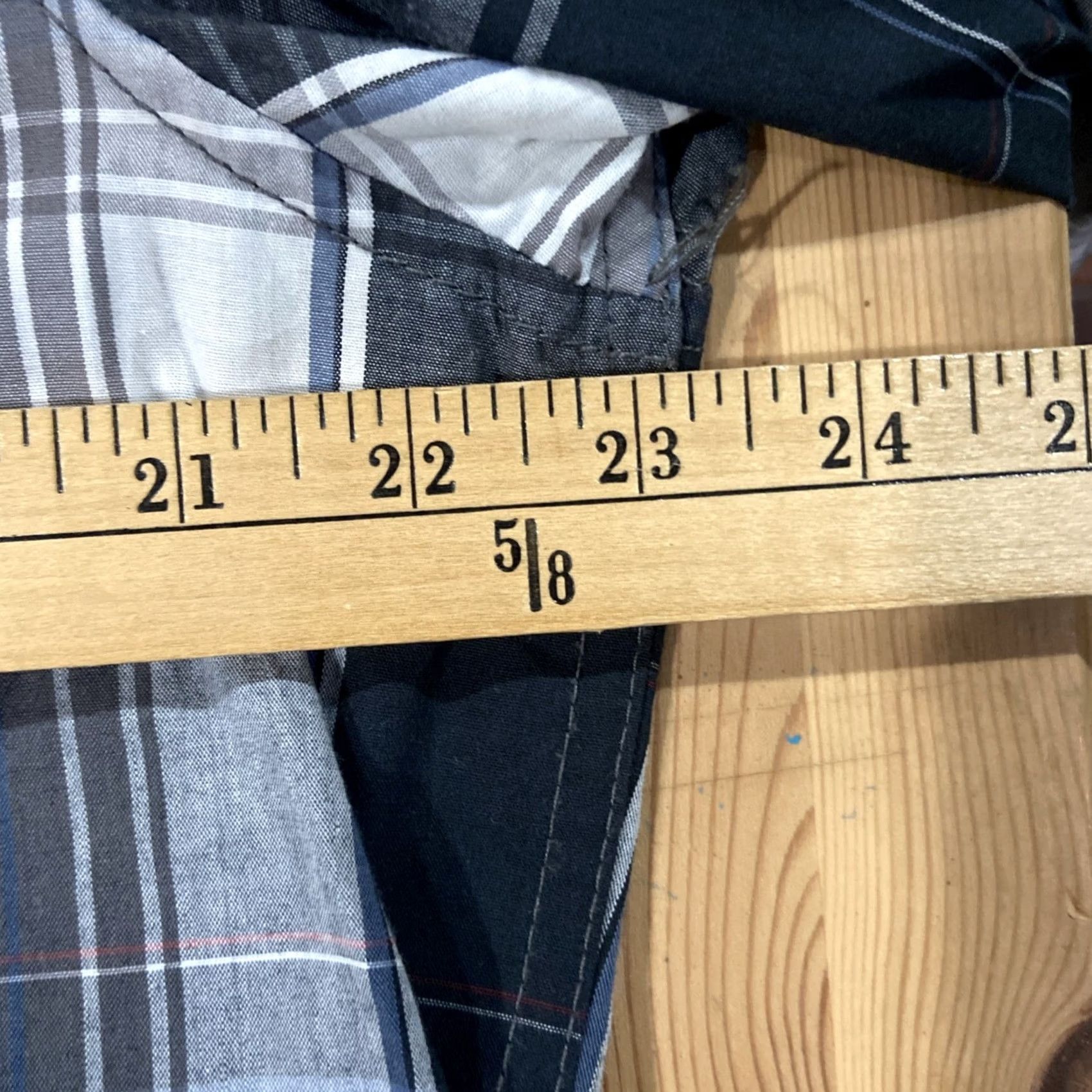 Toy Machine Machine Shirt XL Black Plaid Button Embroidery Crest Logo Script Hip Hop Y2K Men Long Sleeve Casual Button-Up Collared Cotton Woven Embroidered Size US XL / EU 56 / 4 - 5 Thumbnail