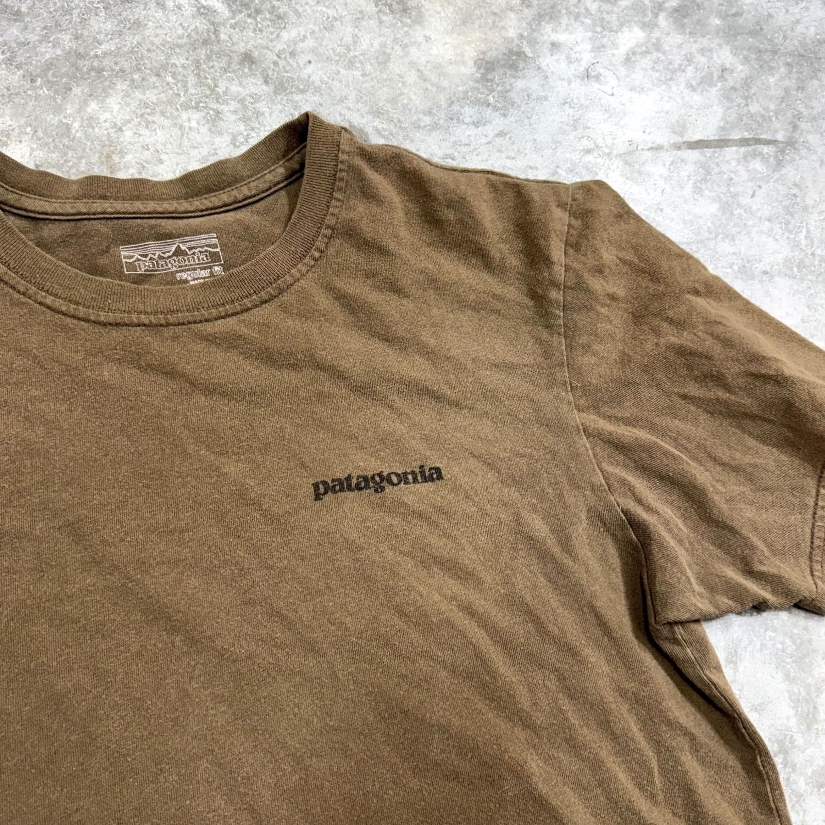 Patagonia Patagonia Shirt Mens Small Brown Fitz Roy Trout Organic Cotton Made in USA Tee Size US S / EU 44-46 / 1 - 5 Thumbnail