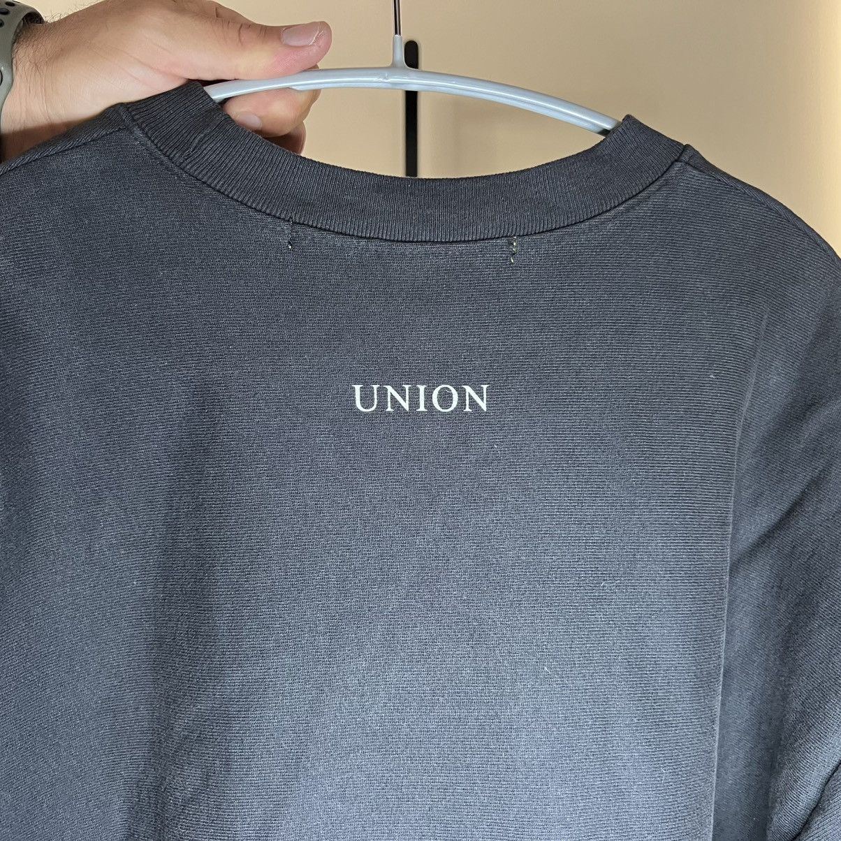 Union LA UNIONTOKYO X KAWS CREWNECK Size US L / EU 52-54 / 3 - 4 Thumbnail