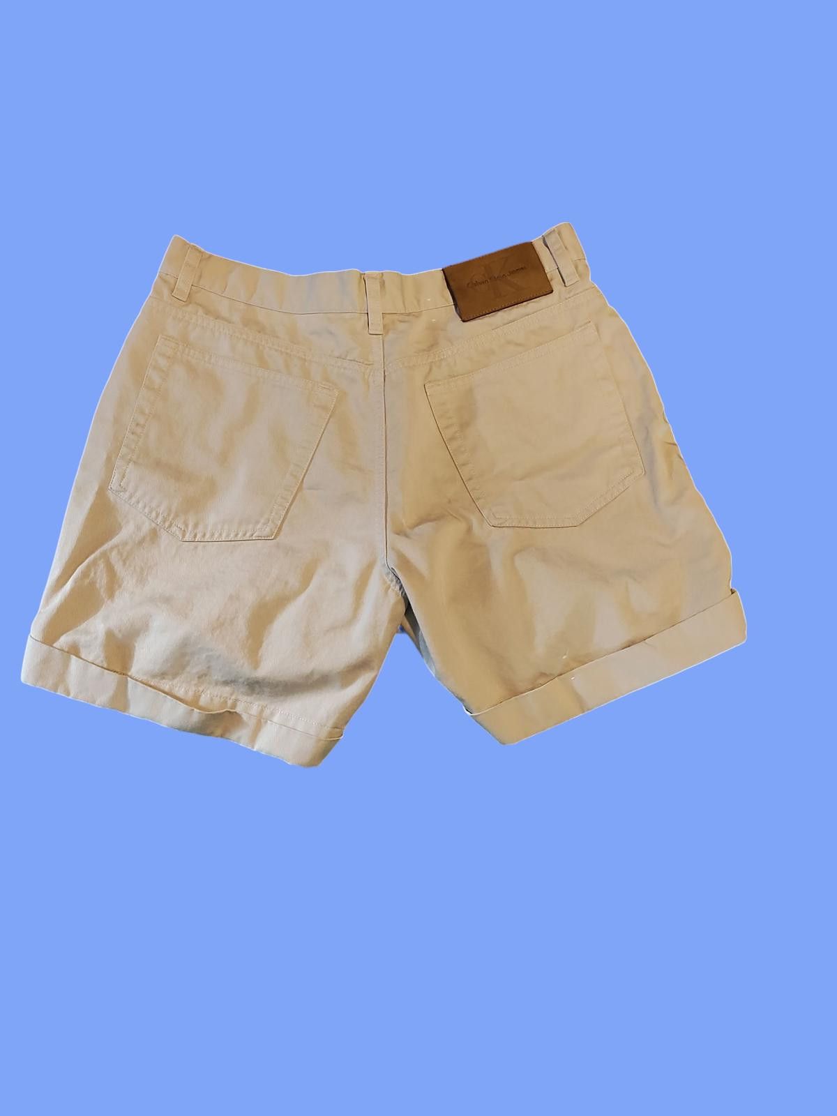 Designer Calvin Klein Women's Khaki Chino Shorts Size 34" / US 12 / IT 48 - 4 Thumbnail