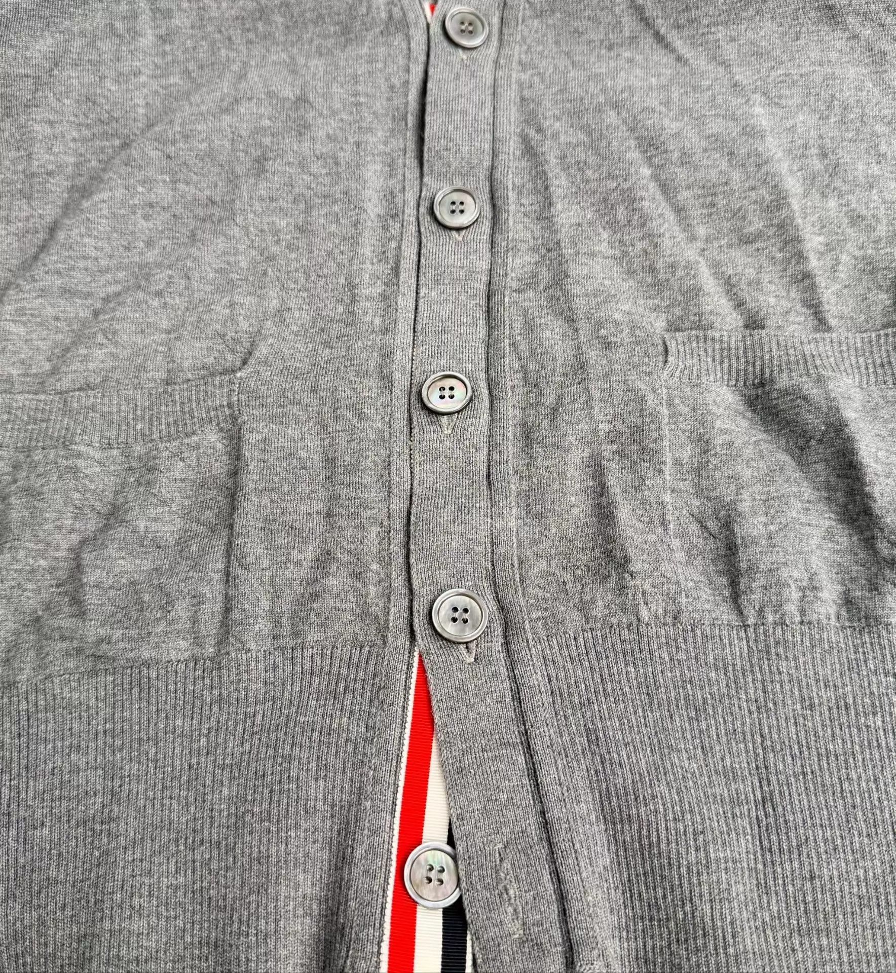 Thom Browne TB Wool Cardigan US 1 Gray Size US S / EU 44-46 / 1 - 9 Thumbnail