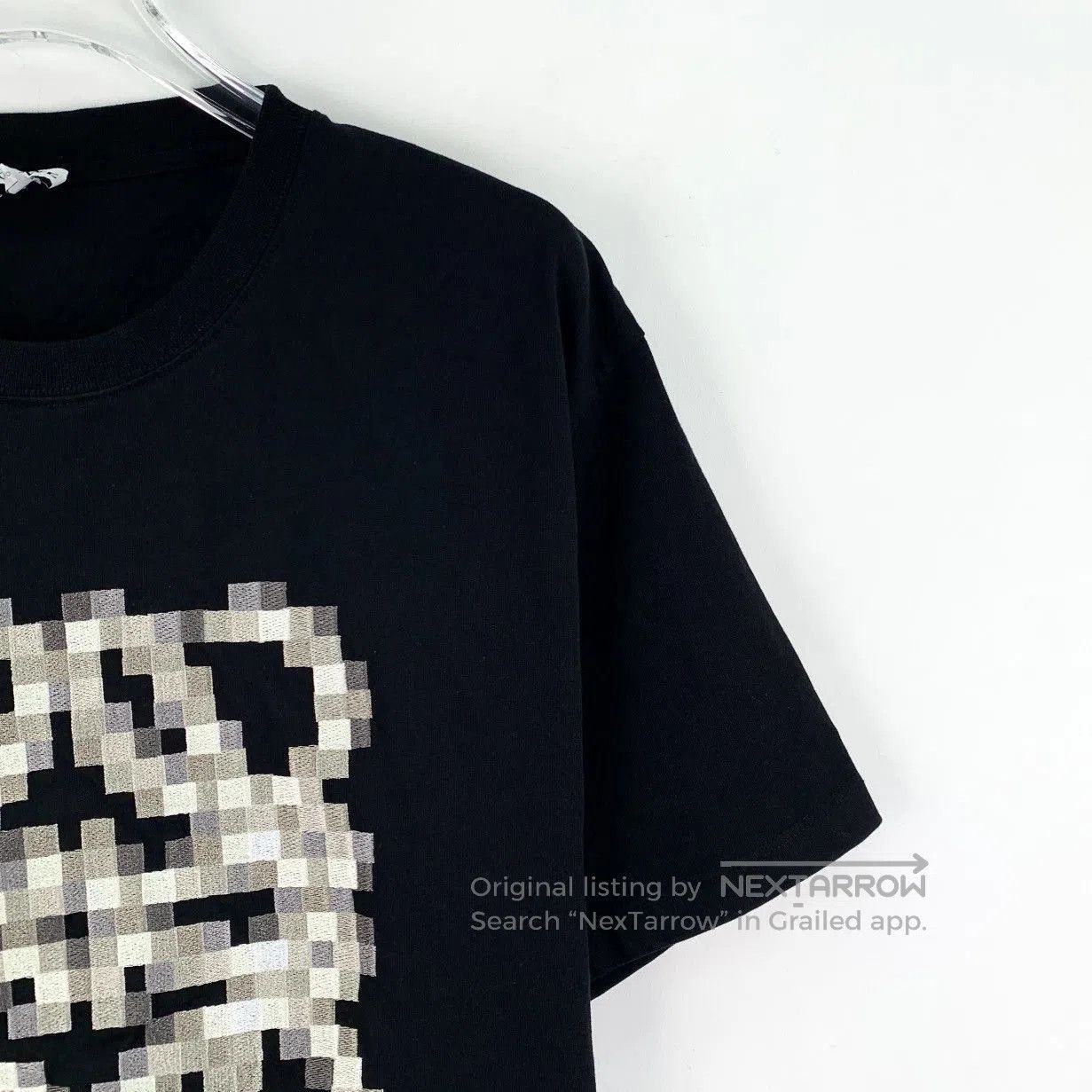 Loewe Black Pixelated Graphic Short Sleeve T. Size US S / EU 44-46 / 1 - 3 Thumbnail