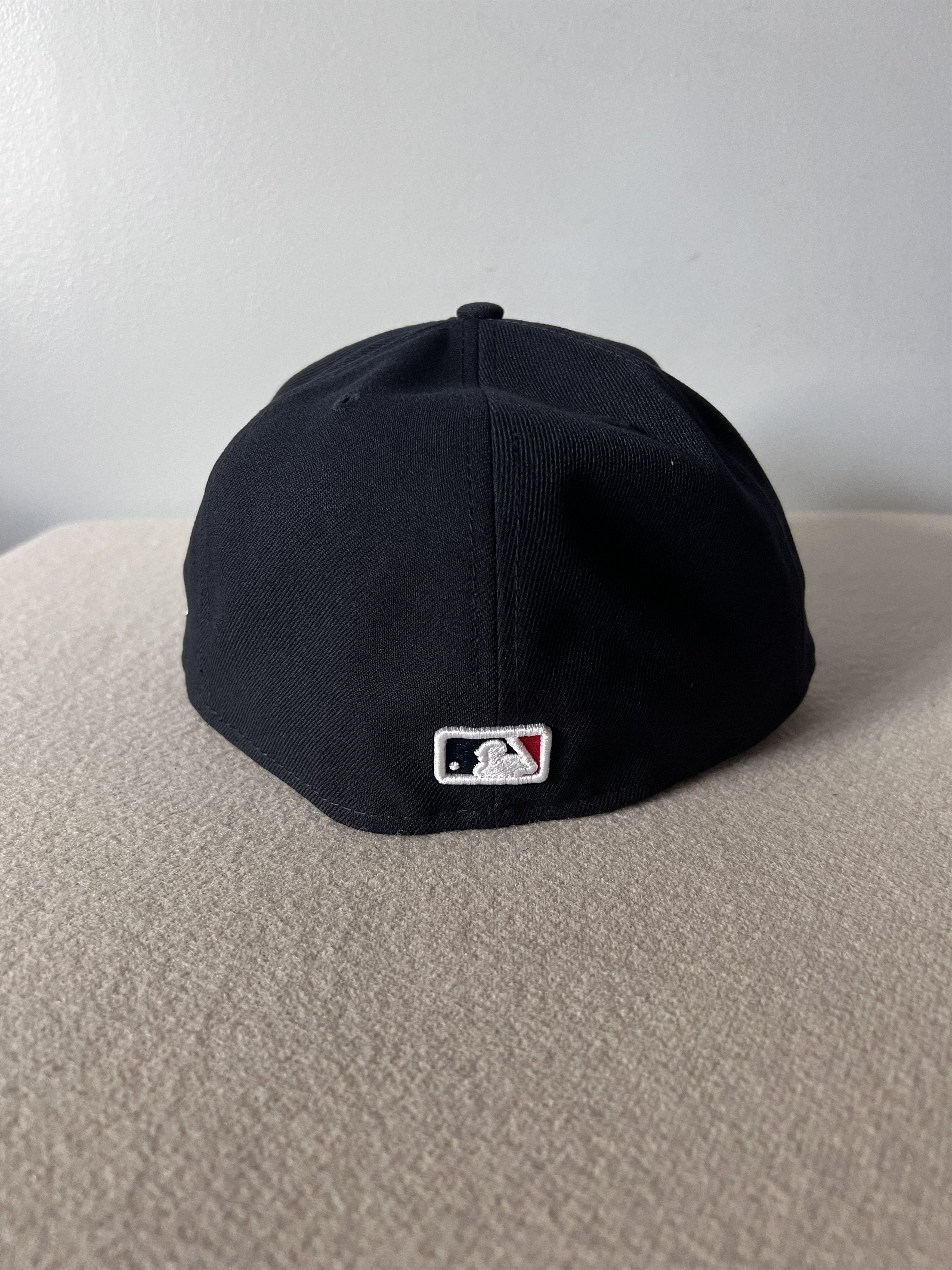 New Era Sz 8 New Era 59FIFTY Boston Red Sox Cartoon Pack Fitted Hat Size ONE SIZE - 4 Thumbnail