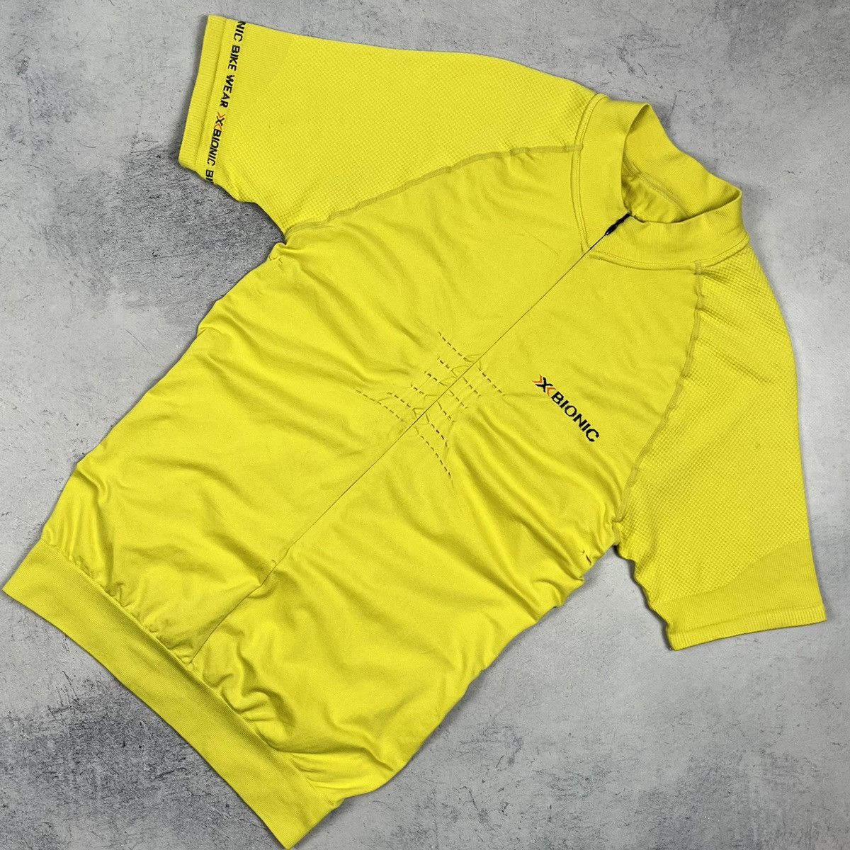 Rapha Mens X-Bionic cycling jersey tee Size US L / EU 52-54 / 3 - 1 Thumbnail